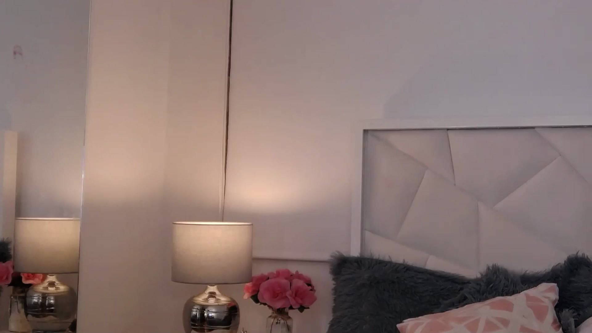 Gallery image thumbnail from Megui's myfreecams stream on, 09/21/2025, 11:00 image 7 of 20