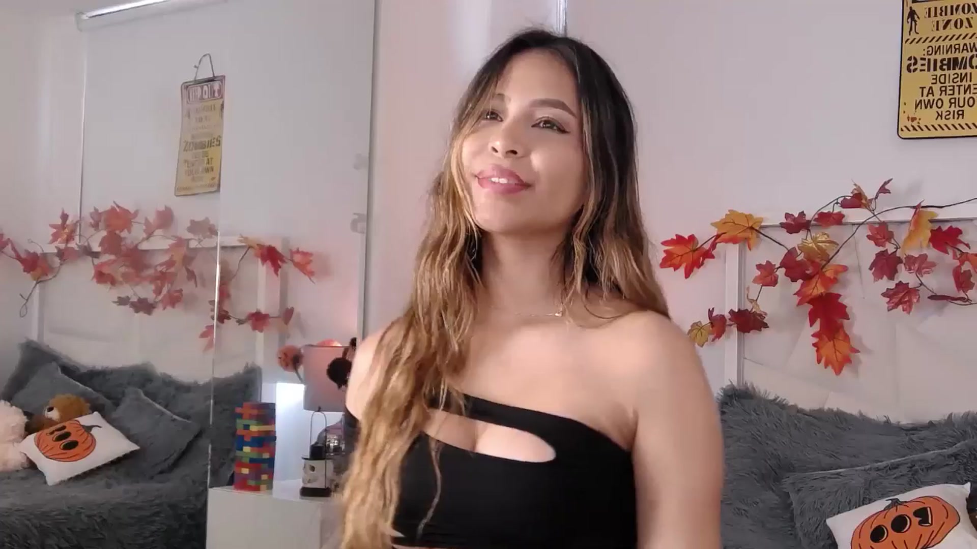 Gallery image thumbnail from Megui's myfreecams stream on, 10/02/2025, 12:11 image 16 of 20