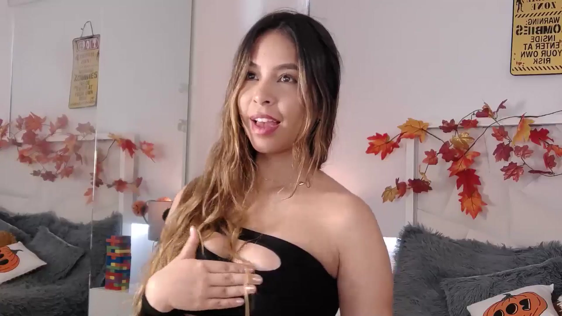 Gallery image thumbnail from Megui's myfreecams stream on, 10/02/2025, 12:11 image 14 of 20