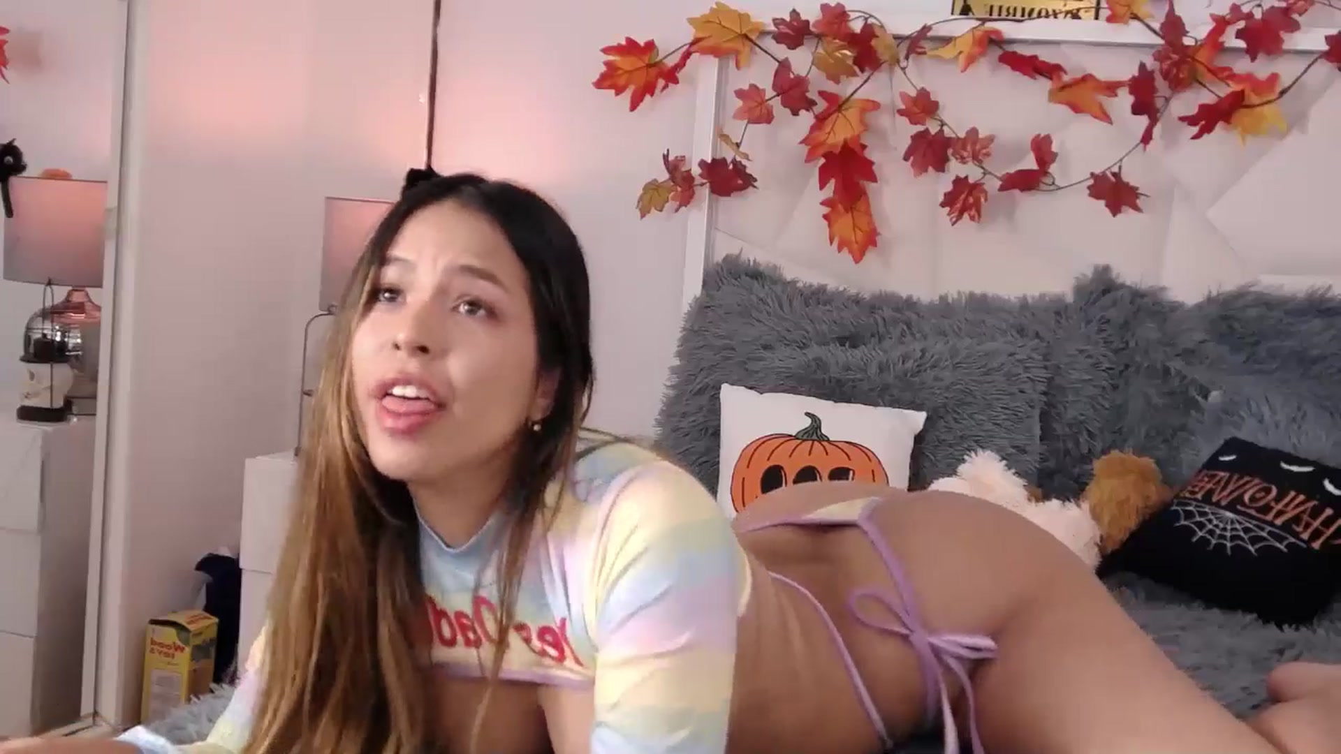 Gallery image thumbnail from Megui's myfreecams stream on, 10/19/2025, 11:35 image 19 of 20