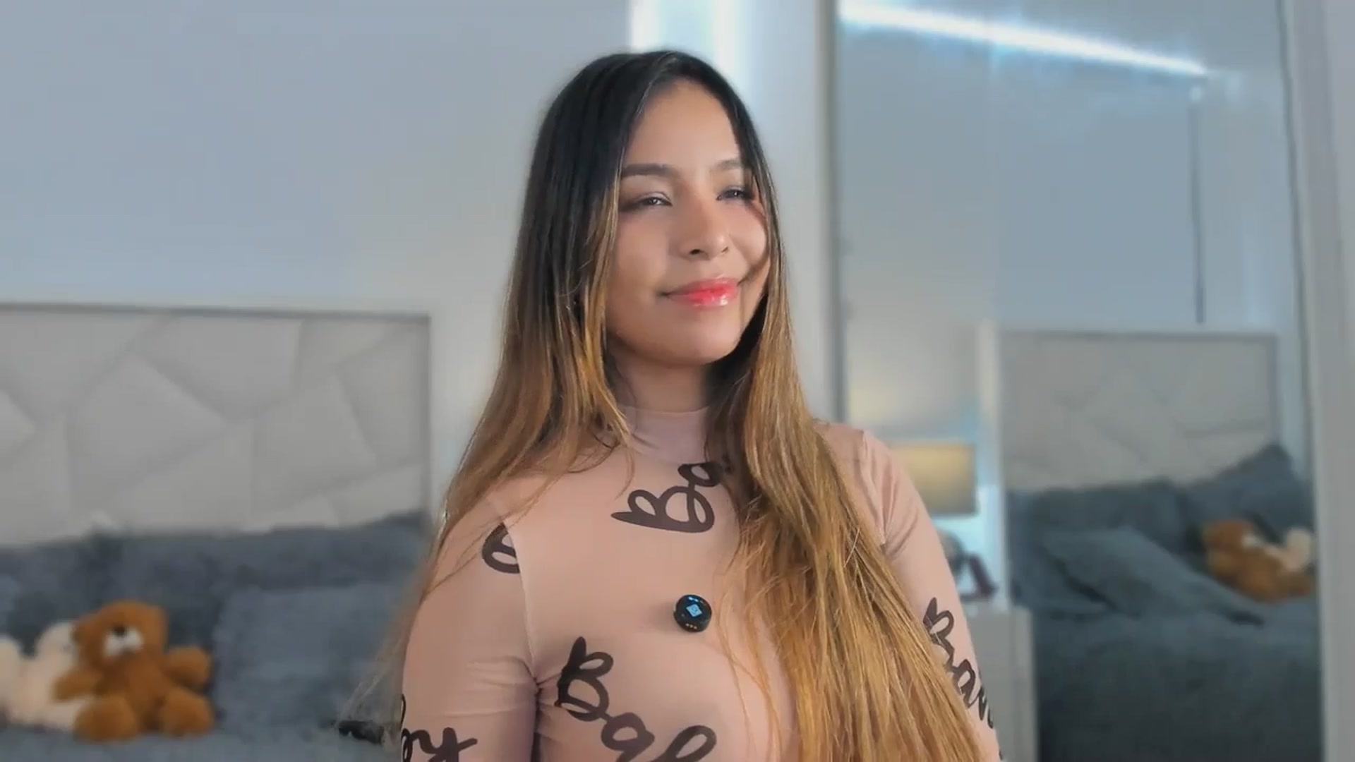 Gallery image thumbnail from Megui's myfreecams stream on, 11/19/2025, 13:54 image 15 of 20