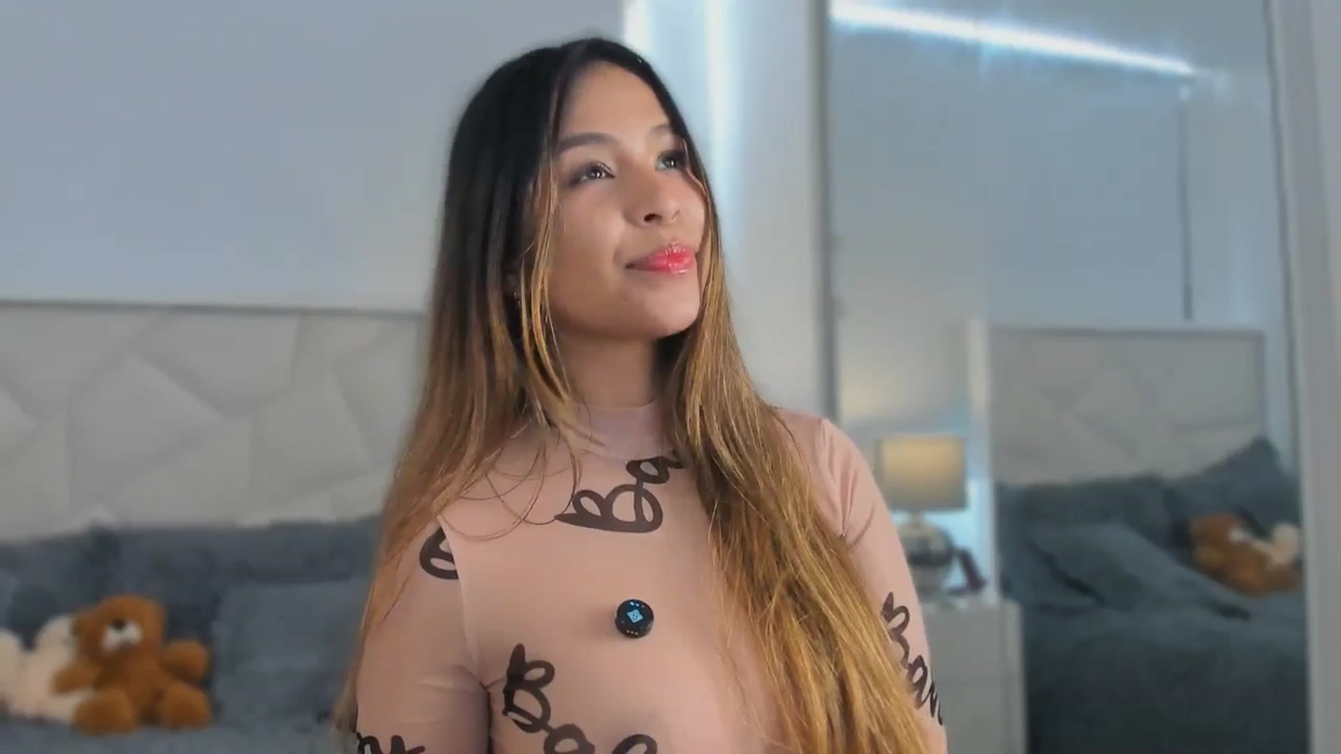 Gallery image thumbnail from Megui's myfreecams stream on, 11/19/2025, 13:54 image 16 of 20