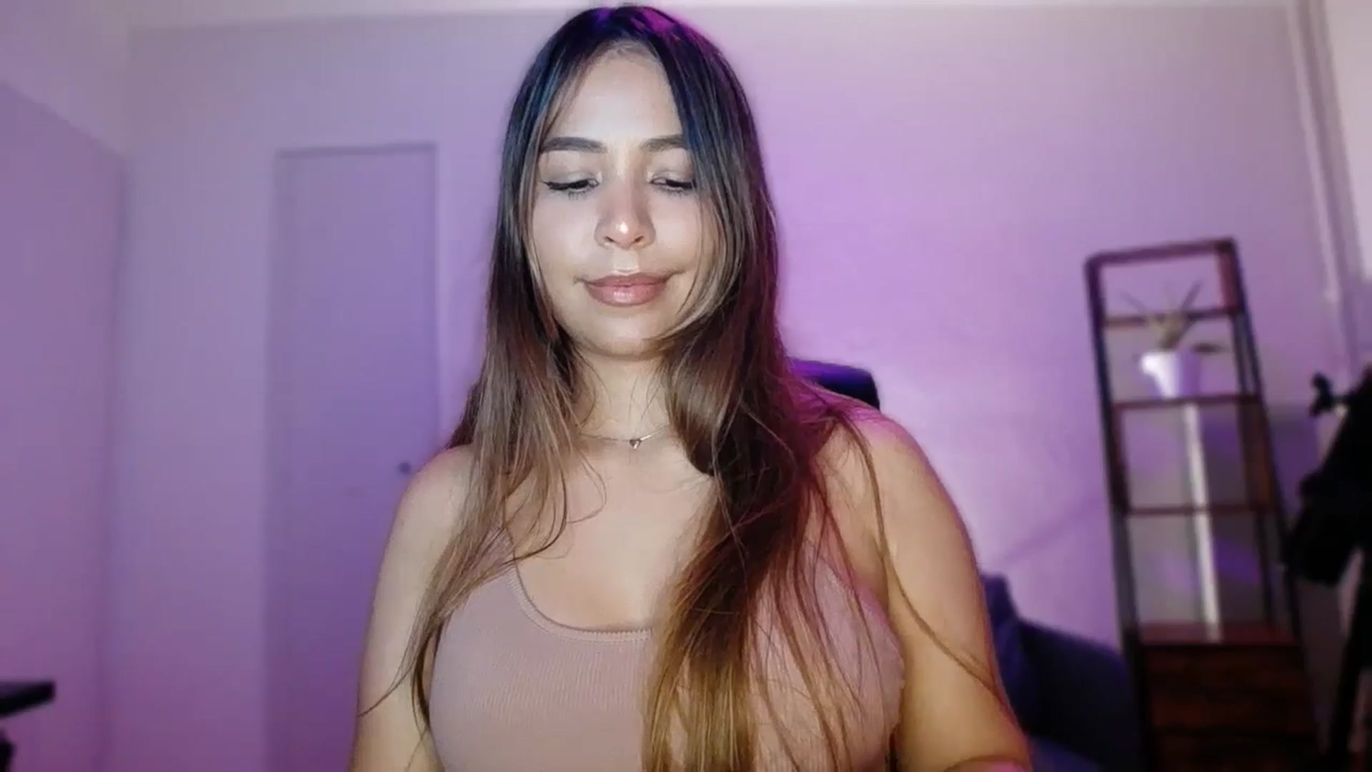 Gallery image thumbnail from Megui's myfreecams stream on, 01/20/2026, 14:02 image 19 of 20