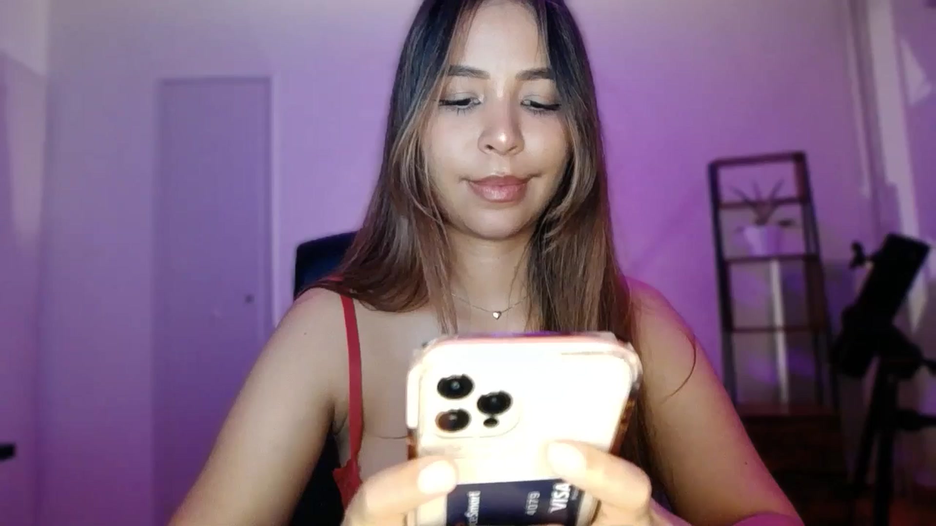 Gallery image thumbnail from Megui's myfreecams stream on, 01/22/2026, 12:37 image 15 of 20