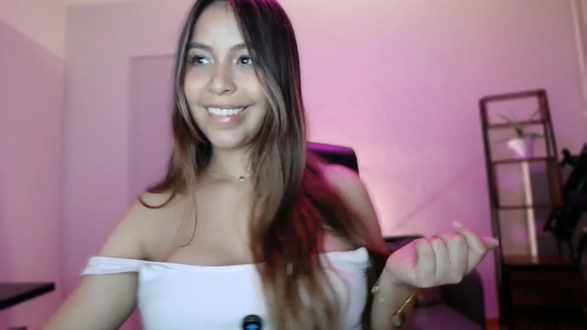 Gallery image thumbnail from Megui's myfreecams stream on, 02/10/2026, 13:23 image 5 of 20