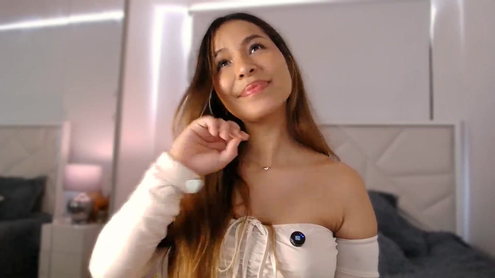 Gallery image thumbnail from Megui's myfreecams stream on, 03/02/2026, 14:00 image 4 of 20