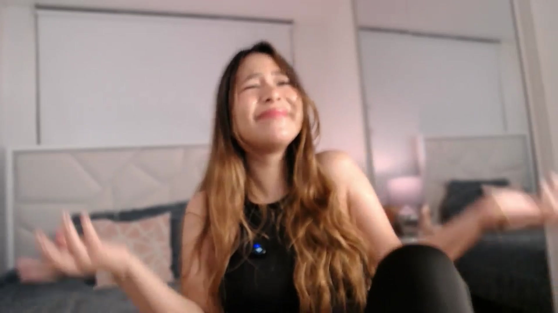 Gallery image thumbnail from Megui's myfreecams stream on, 03/07/2026, 10:33 image 3 of 20