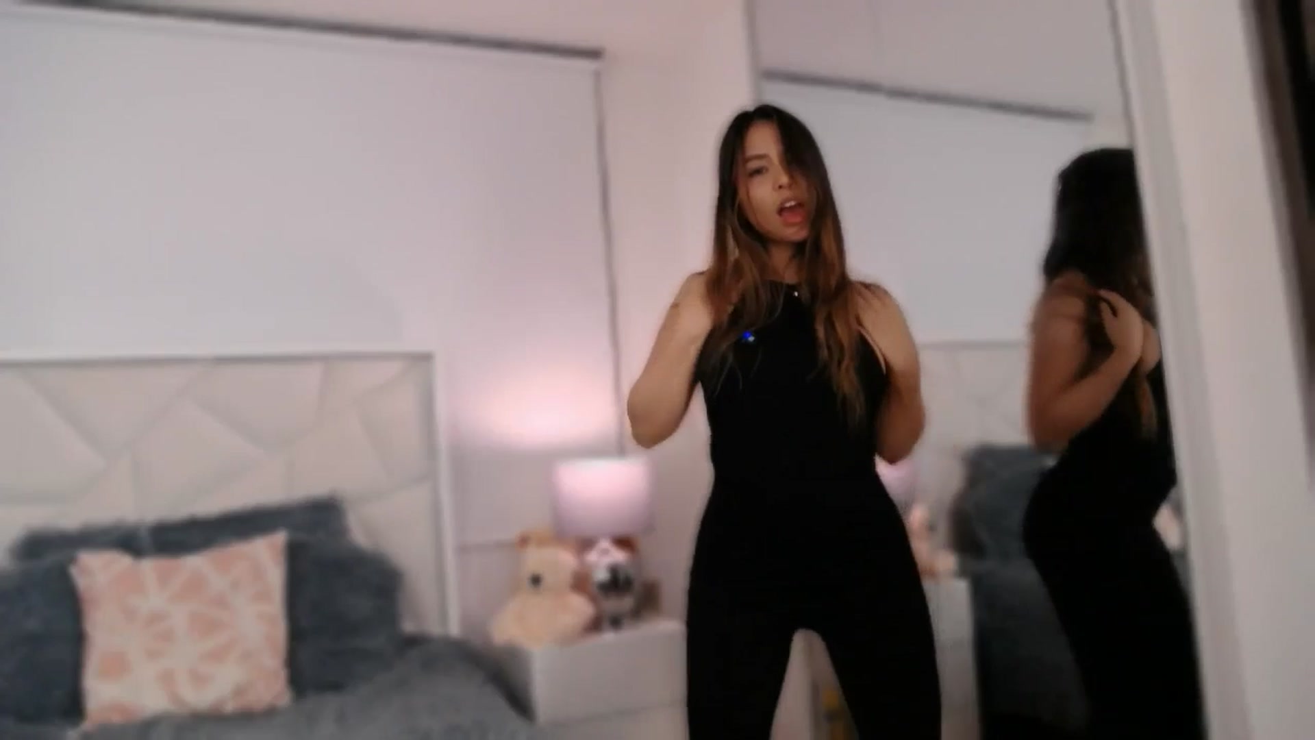 Gallery image thumbnail from Megui's myfreecams stream on, 03/07/2026, 11:03 image 14 of 20