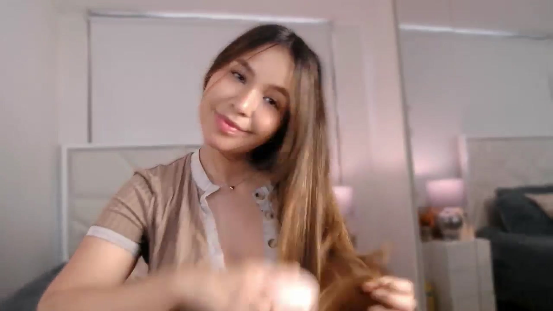 Gallery image thumbnail from Megui's myfreecams stream on, 03/10/2026, 13:29 image 15 of 20