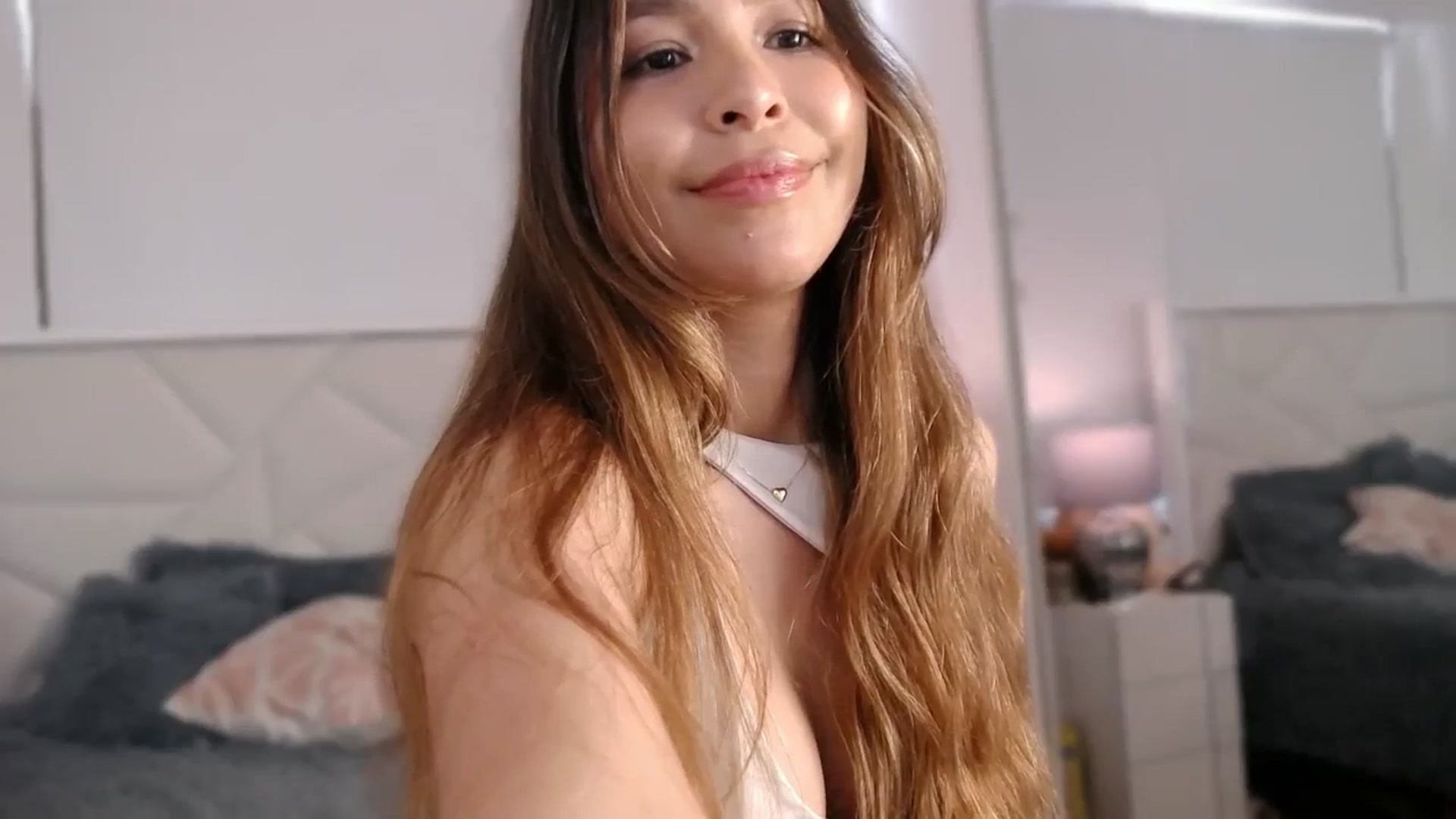 Gallery image thumbnail from Megui's myfreecams stream on, 03/14/2026, 14:48 image 6 of 20