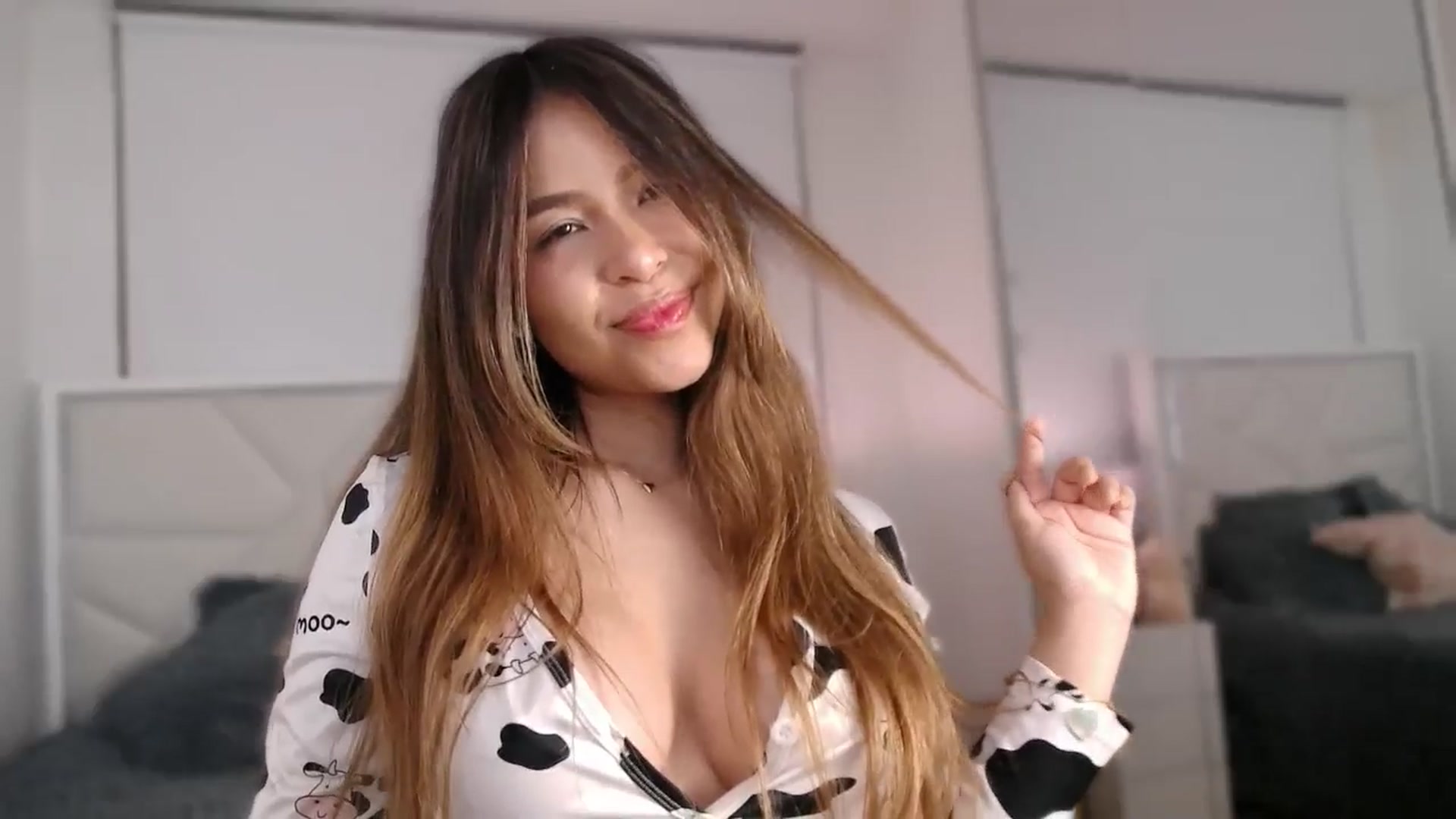 Gallery image thumbnail from Megui's myfreecams stream on, 03/16/2026, 10:58 image 18 of 20