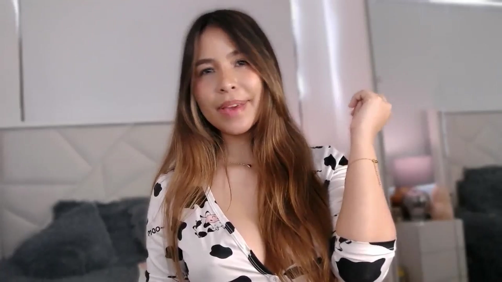Gallery image thumbnail from Megui's myfreecams stream on, 03/16/2026, 15:09 image 3 of 20