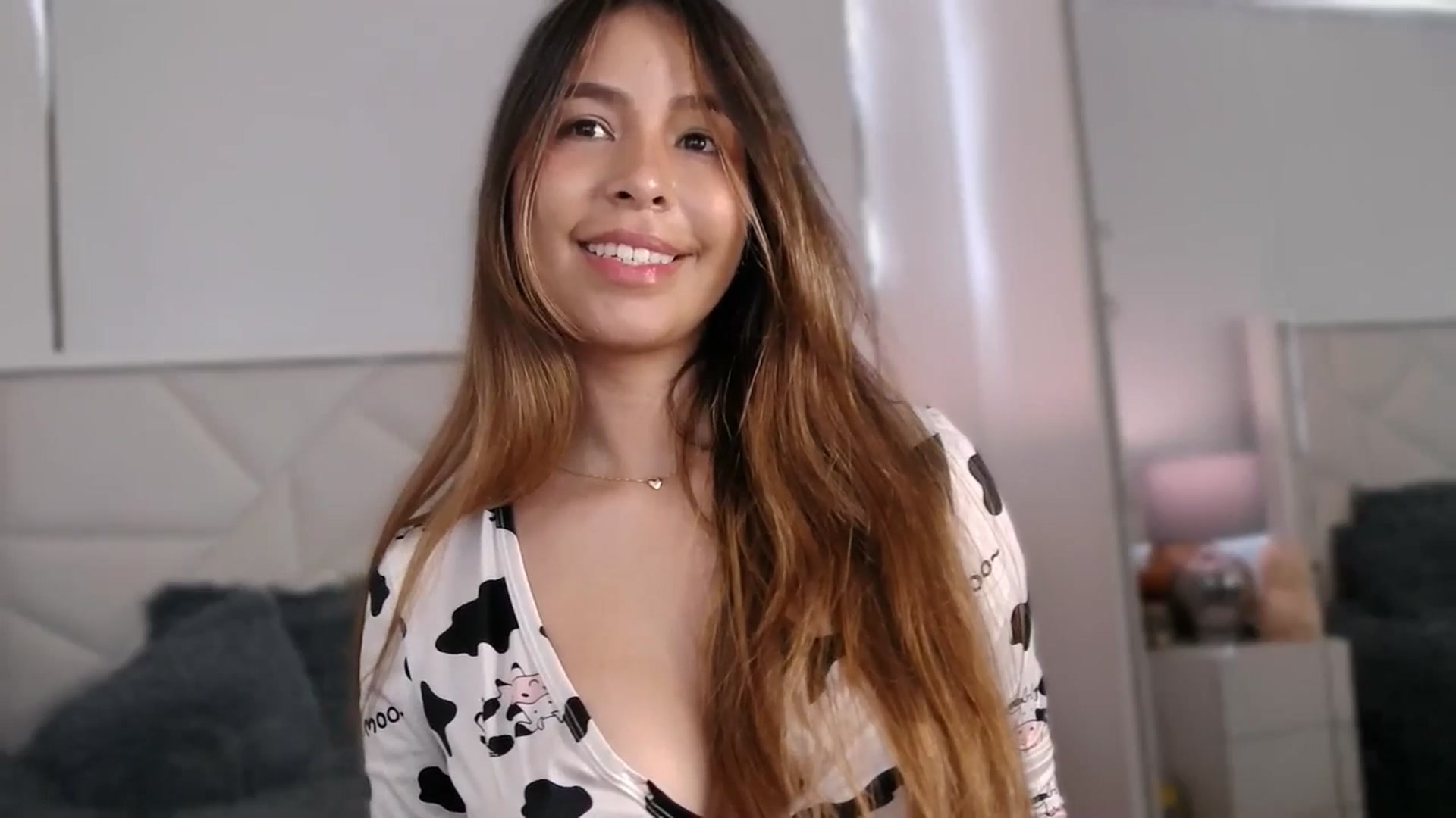 Gallery image thumbnail from Megui's myfreecams stream on, 03/16/2026, 15:09 image 5 of 20