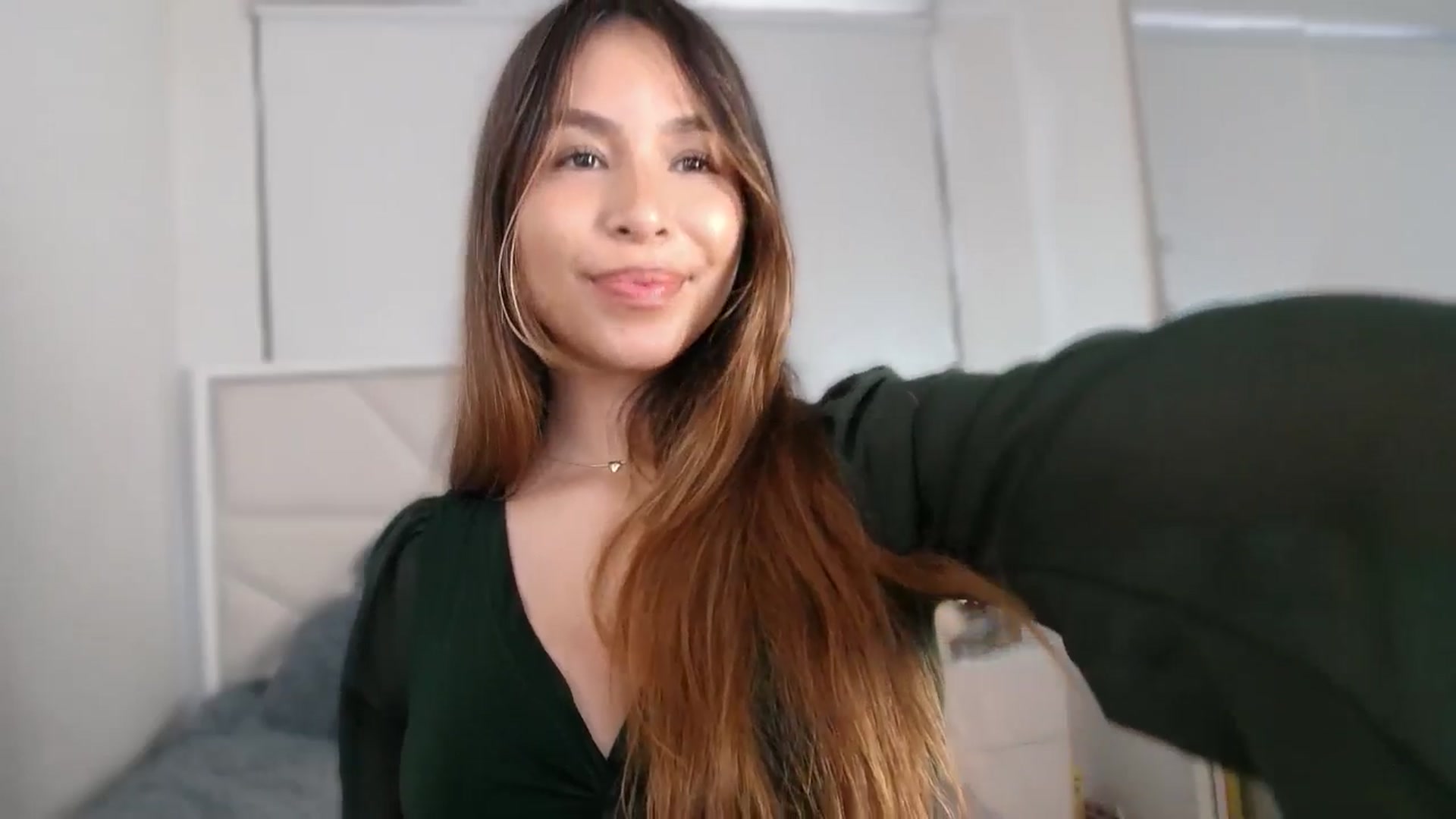 Gallery image thumbnail from Megui's myfreecams stream on, 03/17/2026, 11:50 image 20 of 20