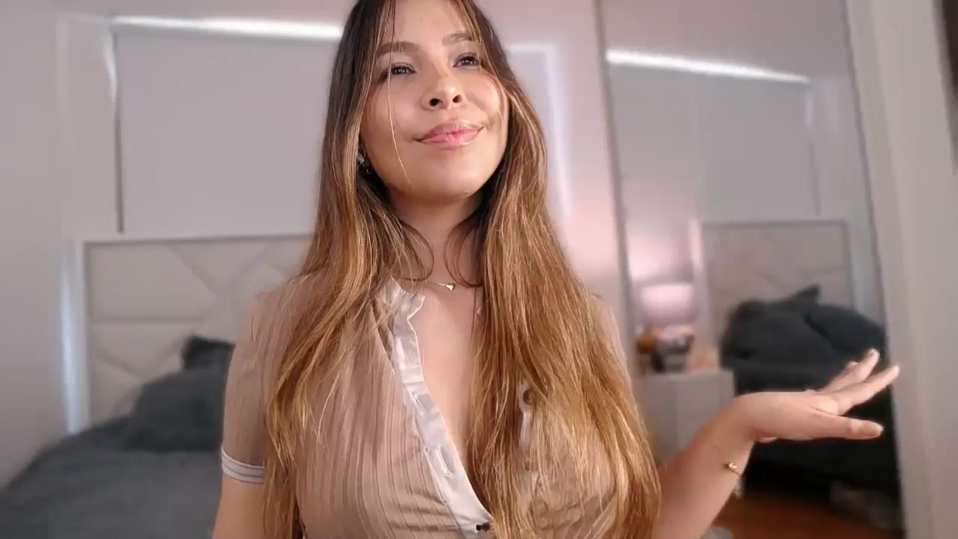 Gallery image thumbnail from Megui's myfreecams stream on, 03/18/2026, 15:07 image 2 of 20