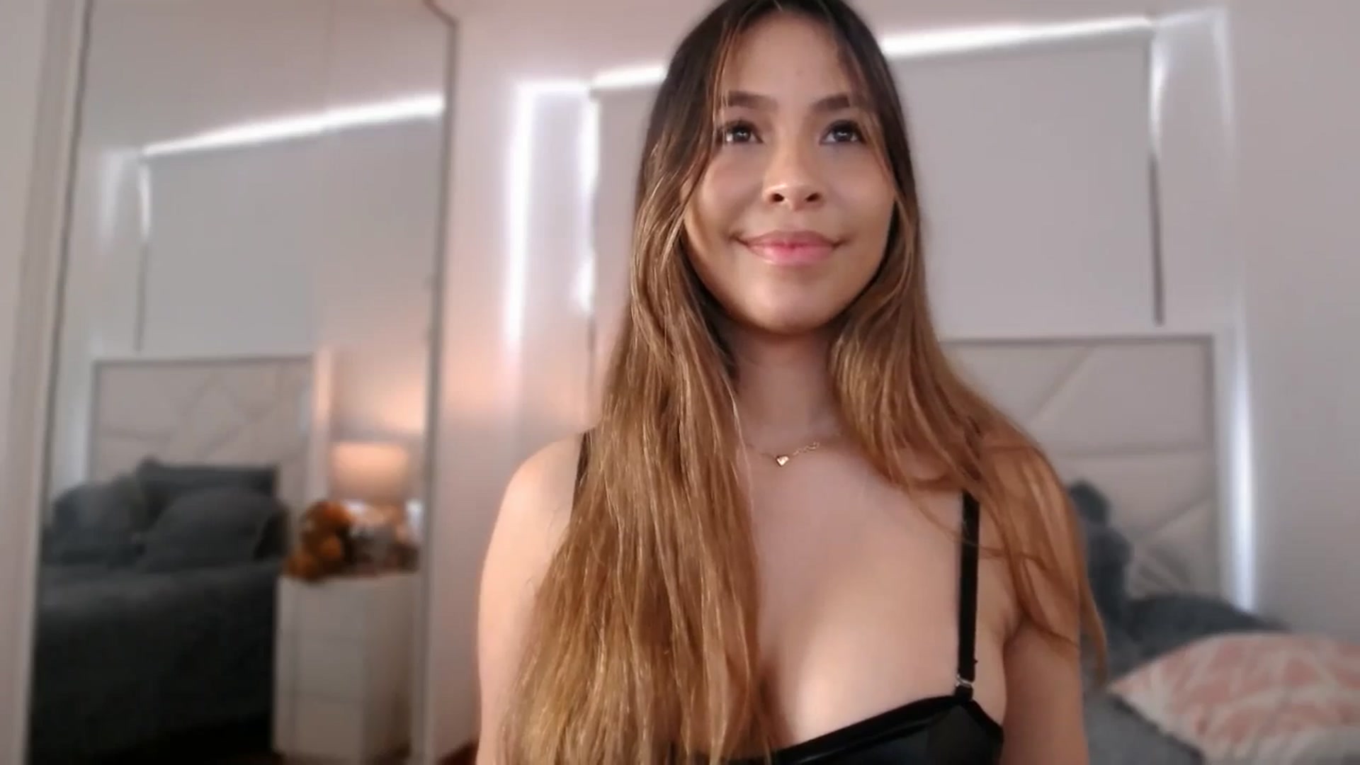 Gallery image thumbnail from Megui's myfreecams stream on, 03/19/2026, 14:48 image 20 of 20