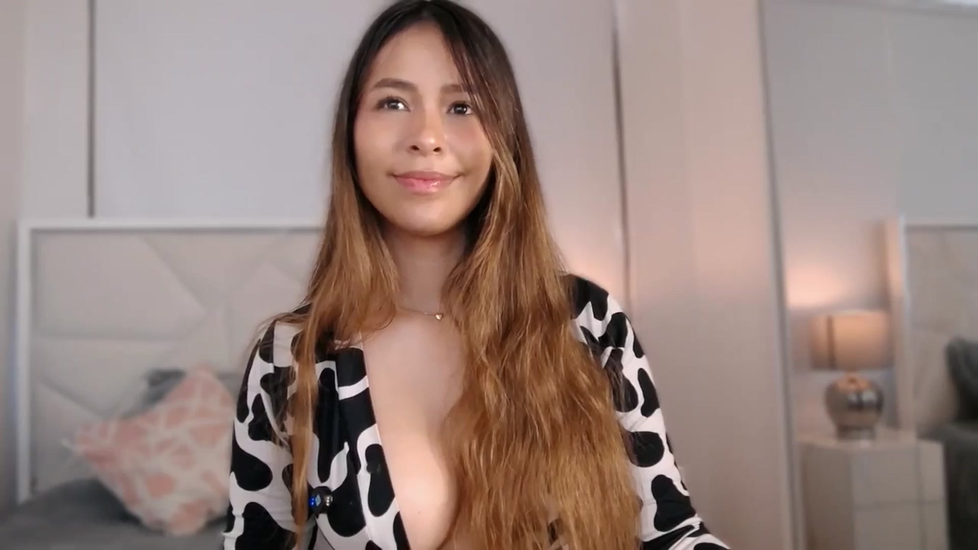 Gallery image thumbnail from Megui's myfreecams stream on, 03/27/2026, 12:45 image 7 of 20