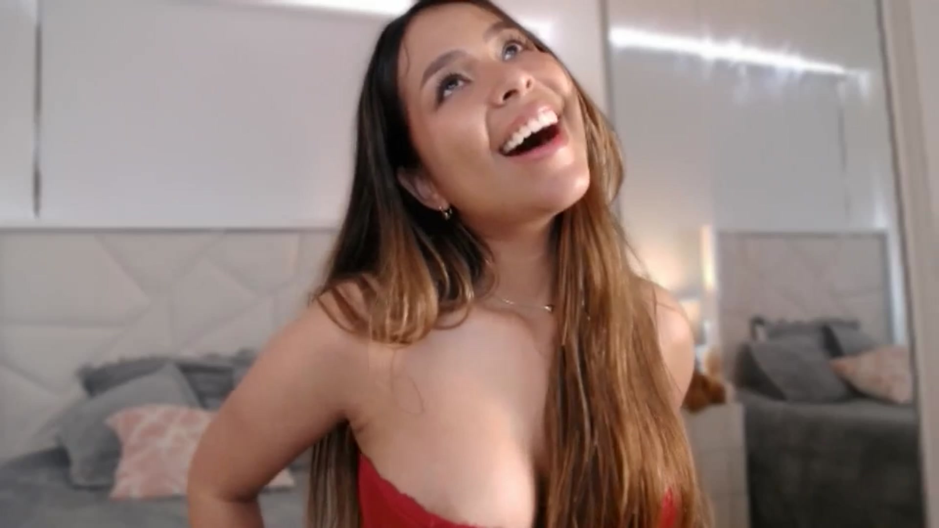 Gallery image thumbnail from Megui's myfreecams stream on, 04/03/2026, 14:15 image 14 of 20