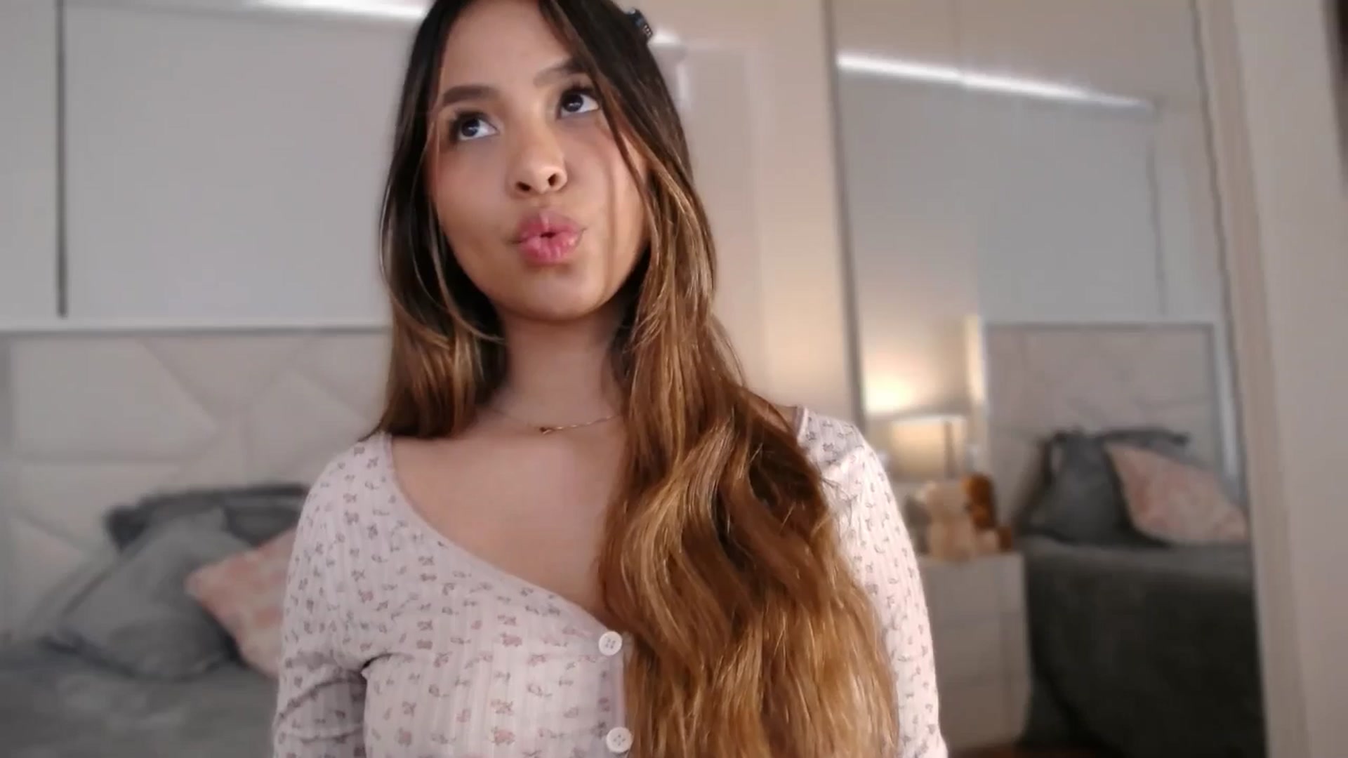Gallery image thumbnail from Megui's myfreecams stream on, 04/05/2026, 14:25 image 20 of 20