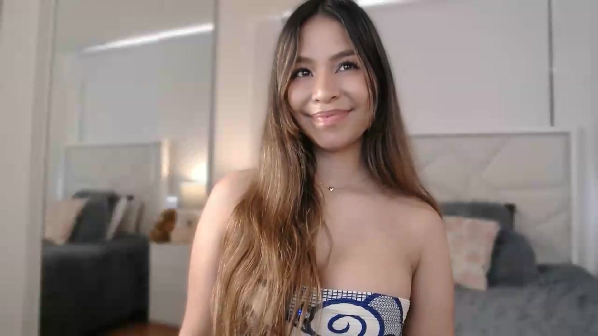 Gallery image thumbnail from Megui's myfreecams stream on, 05/05/2026, 12:21 image 13 of 20