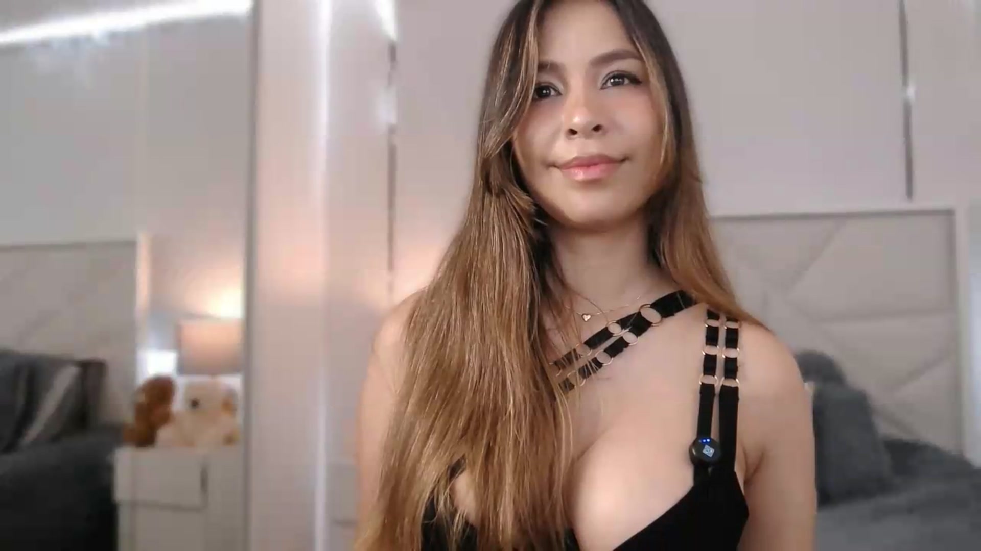 Gallery image thumbnail from Megui's myfreecams stream on, 05/08/2026, 14:05 image 2 of 20