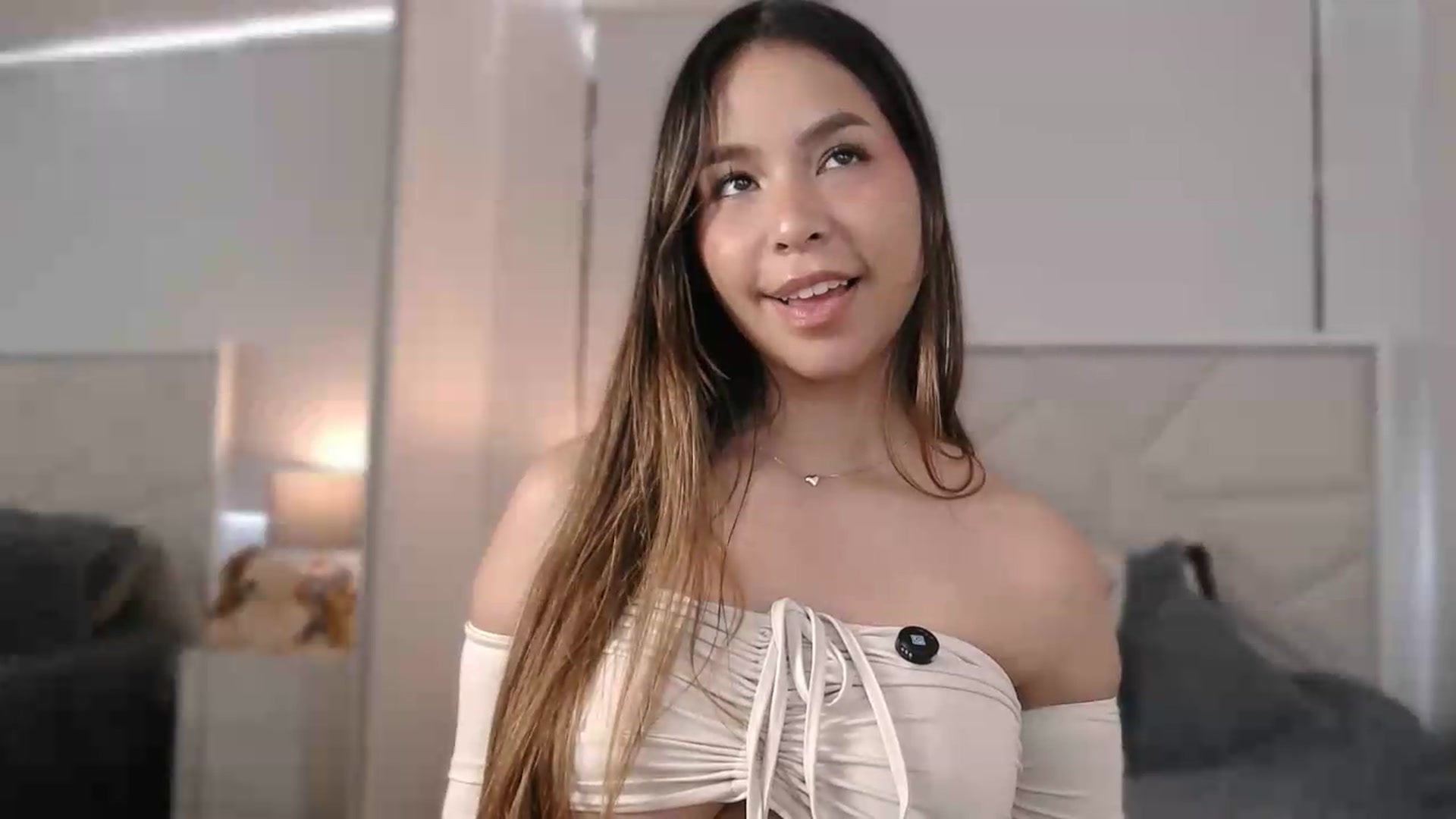 Gallery image thumbnail from Megui's myfreecams stream on, 05/14/2026, 14:16 image 14 of 20