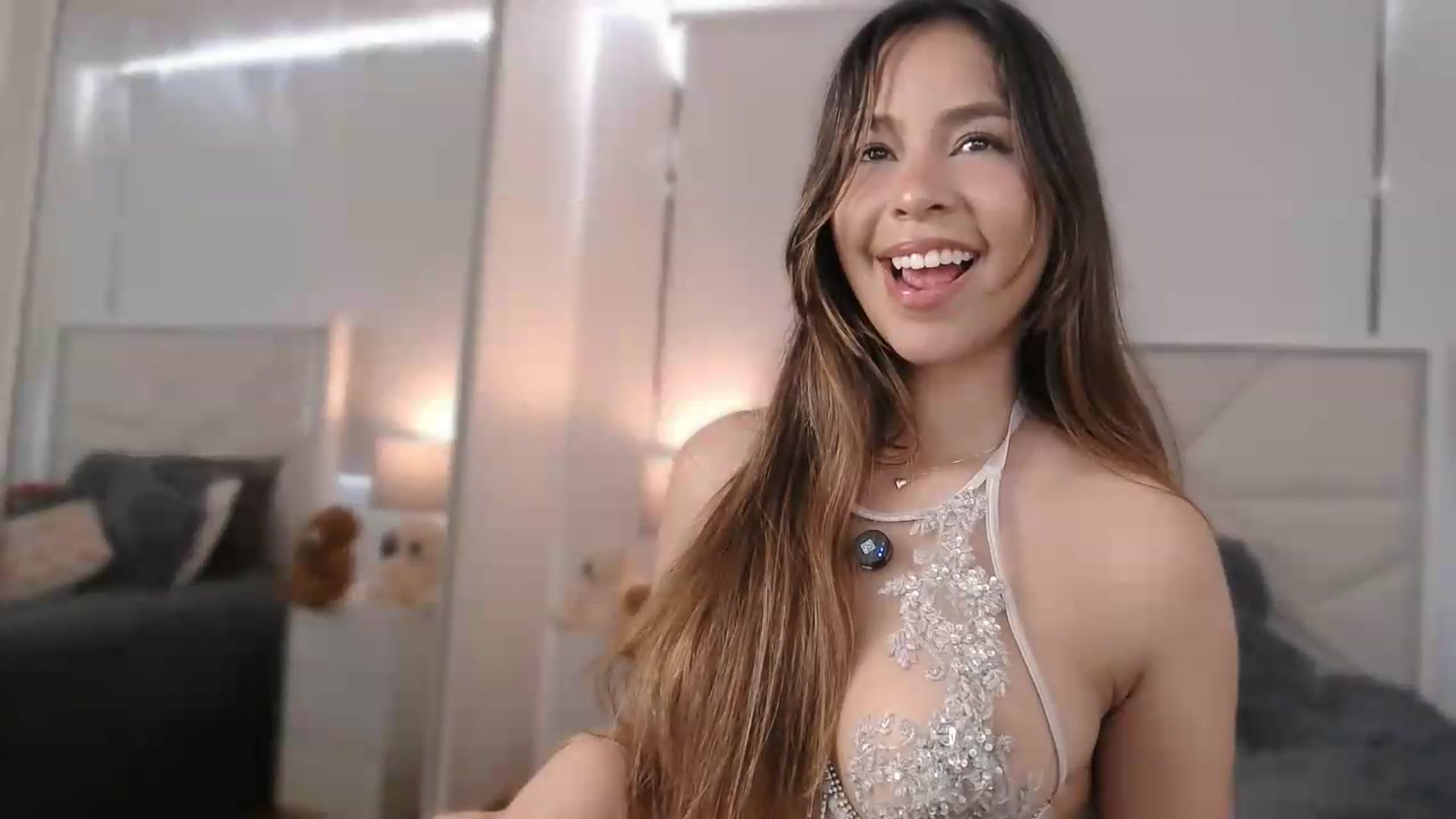 Gallery image thumbnail from Megui's myfreecams stream on, 05/15/2026, 13:33 image 14 of 20