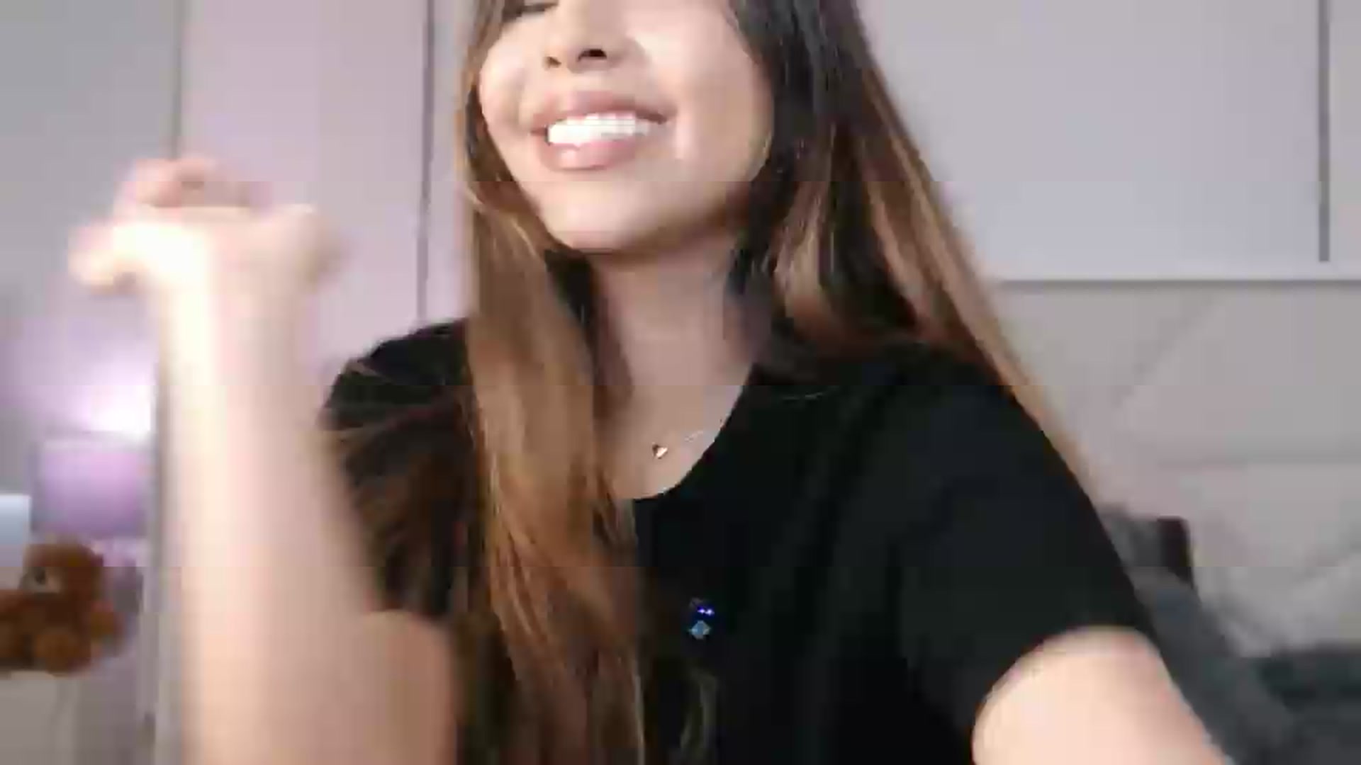 Gallery image thumbnail from Megui's myfreecams stream on, 05/26/2026, 13:04 image 9 of 20