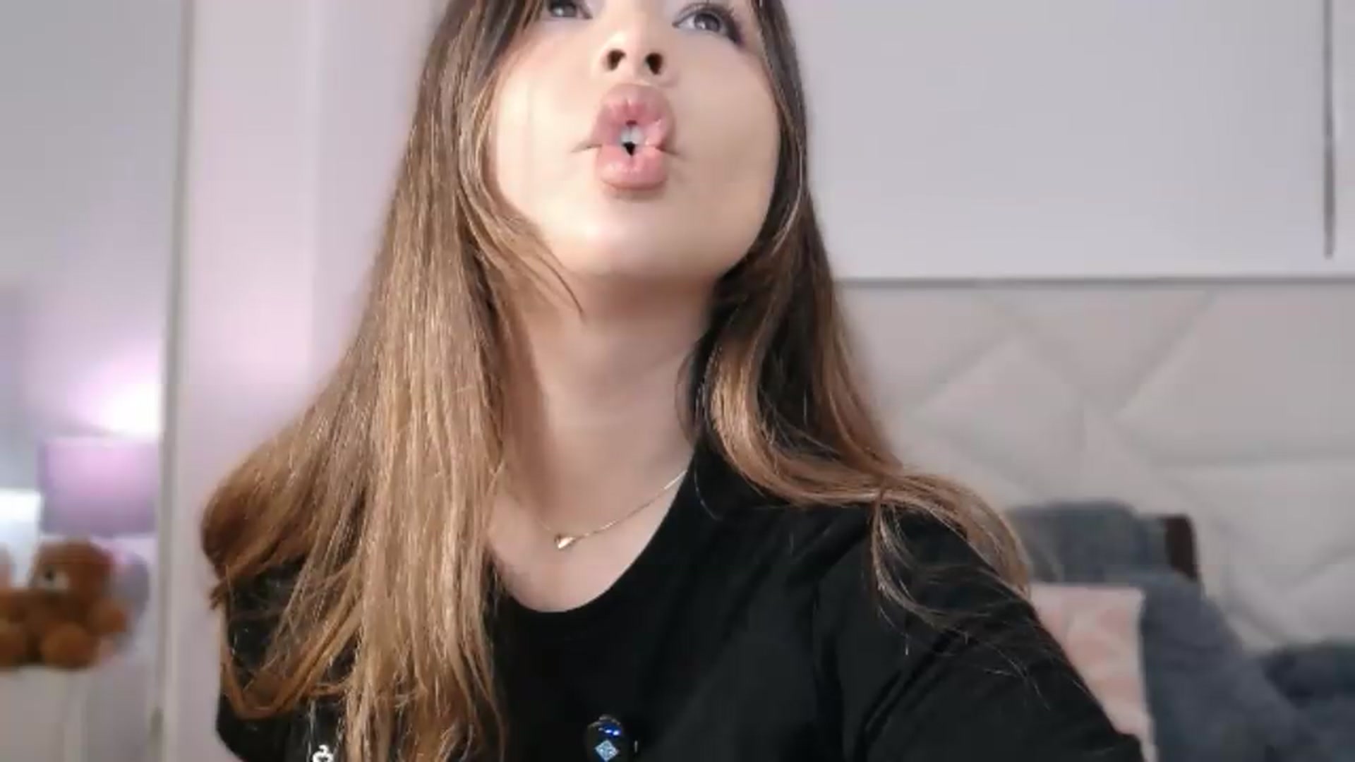 Gallery image thumbnail from Megui's myfreecams stream on, 05/26/2026, 13:04 image 13 of 20