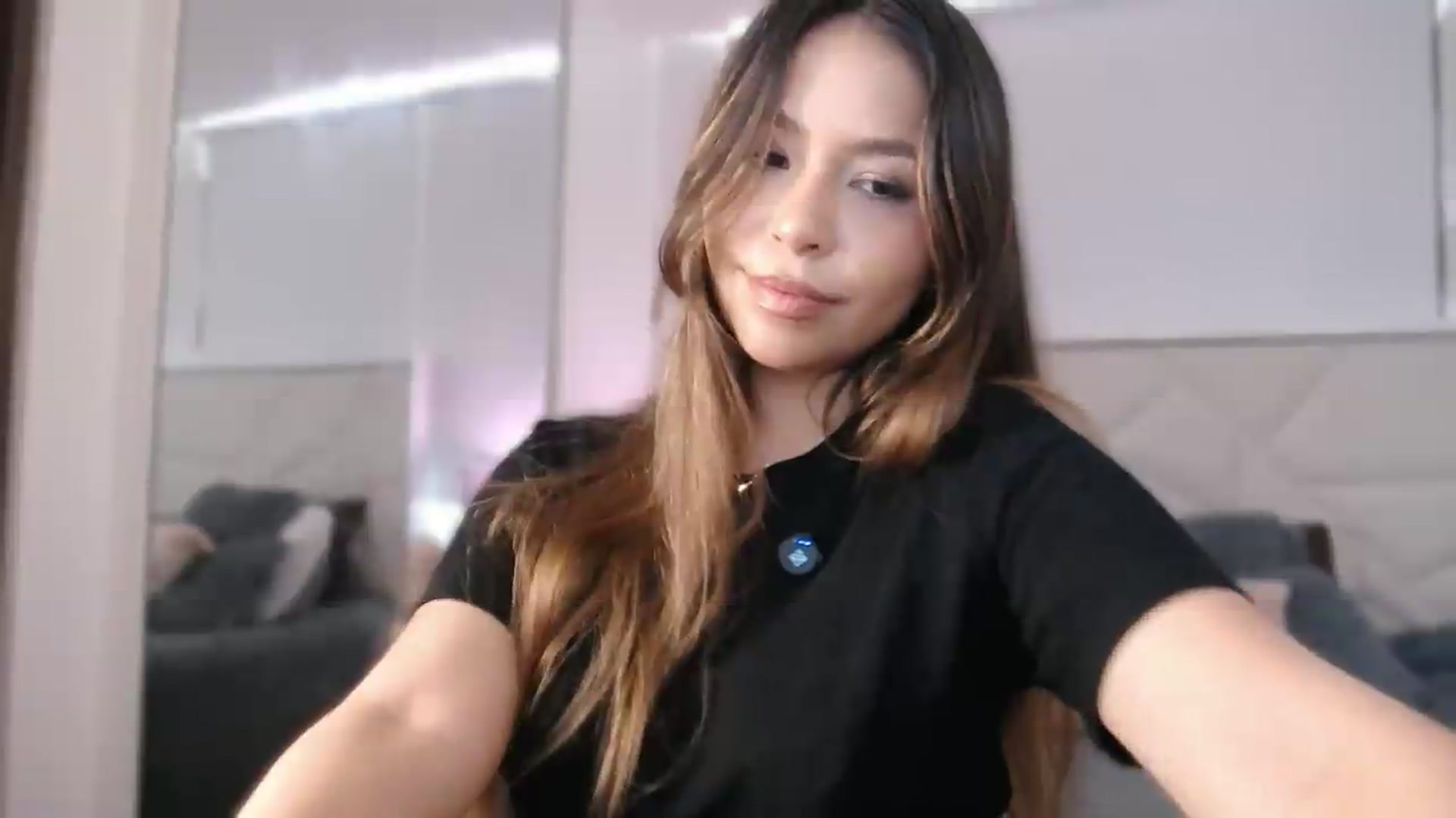 Gallery image thumbnail from Megui's myfreecams stream on, 05/26/2026, 13:54 image 10 of 20