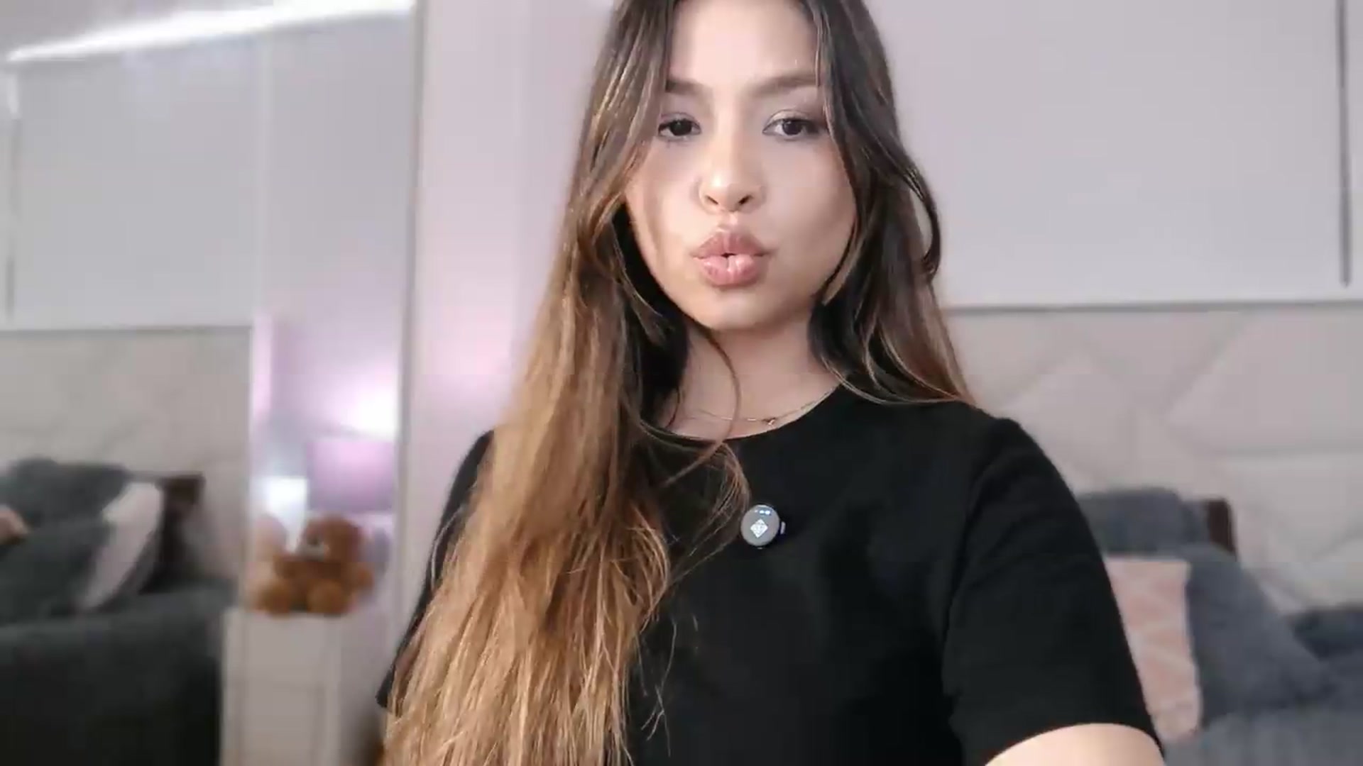 Gallery image thumbnail from Megui's myfreecams stream on, 05/26/2026, 13:54 image 6 of 20