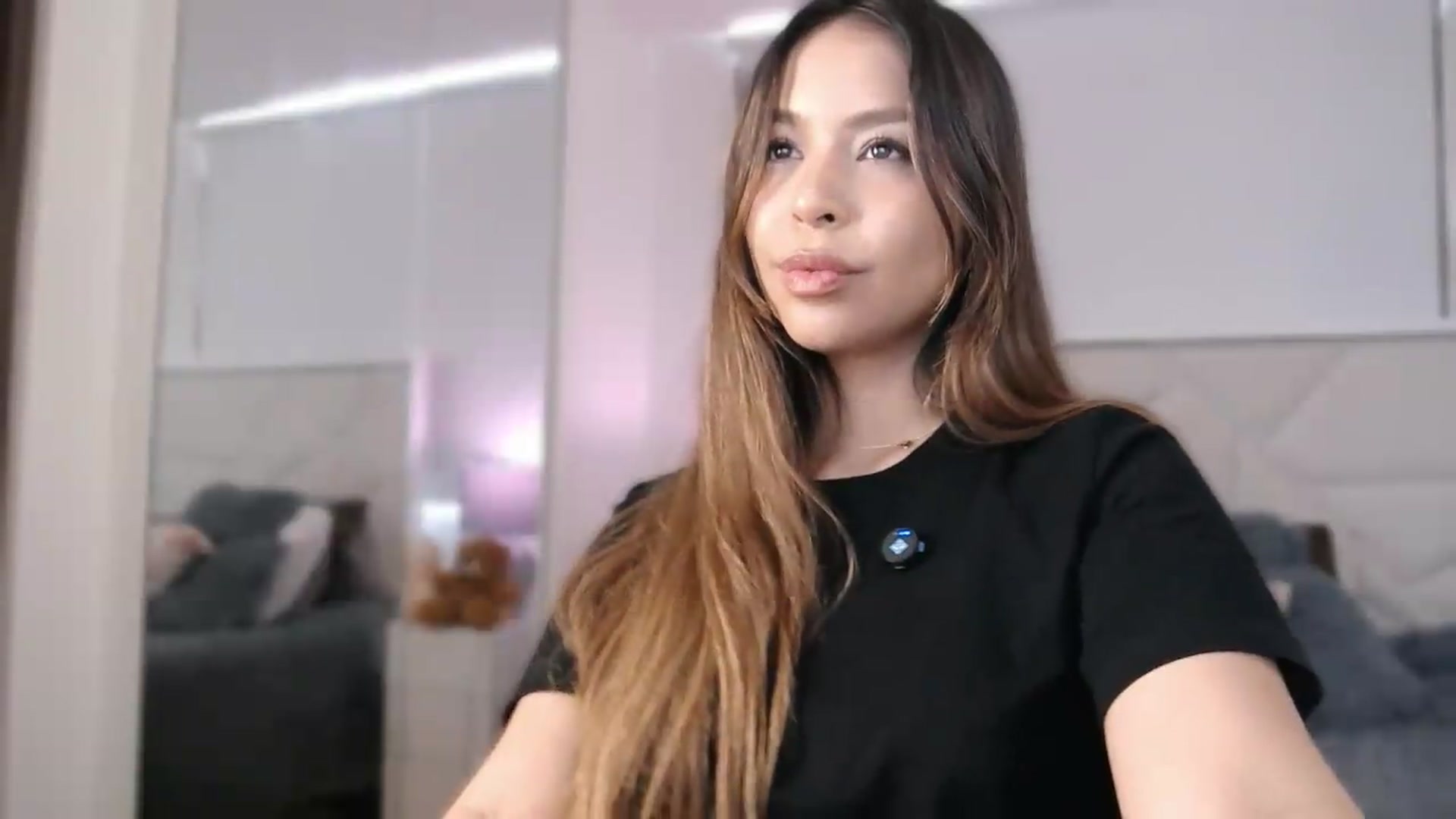 Gallery image thumbnail from Megui's myfreecams stream on, 05/26/2026, 13:54 image 7 of 20