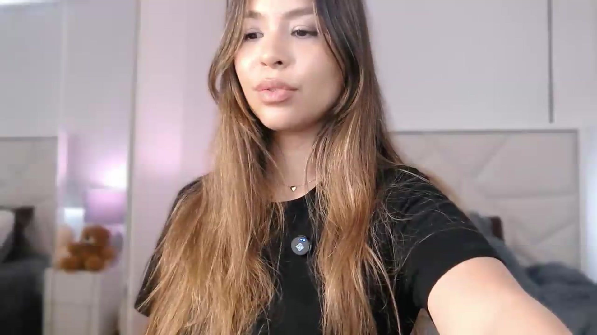 Gallery image thumbnail from Megui's myfreecams stream on, 05/26/2026, 13:54 image 3 of 20