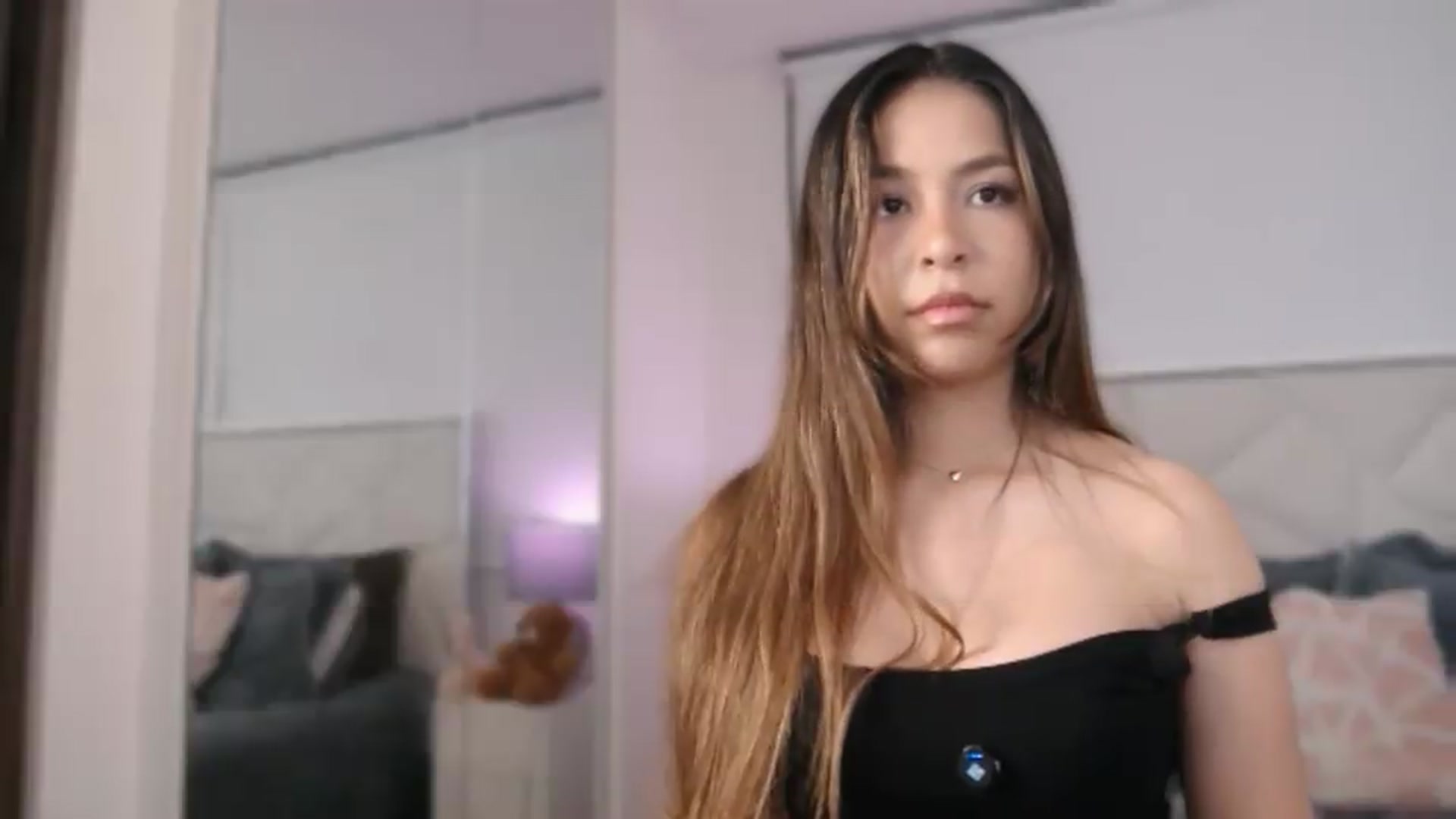 Gallery image thumbnail from Megui's myfreecams stream on, 05/27/2026, 10:53 image 14 of 20
