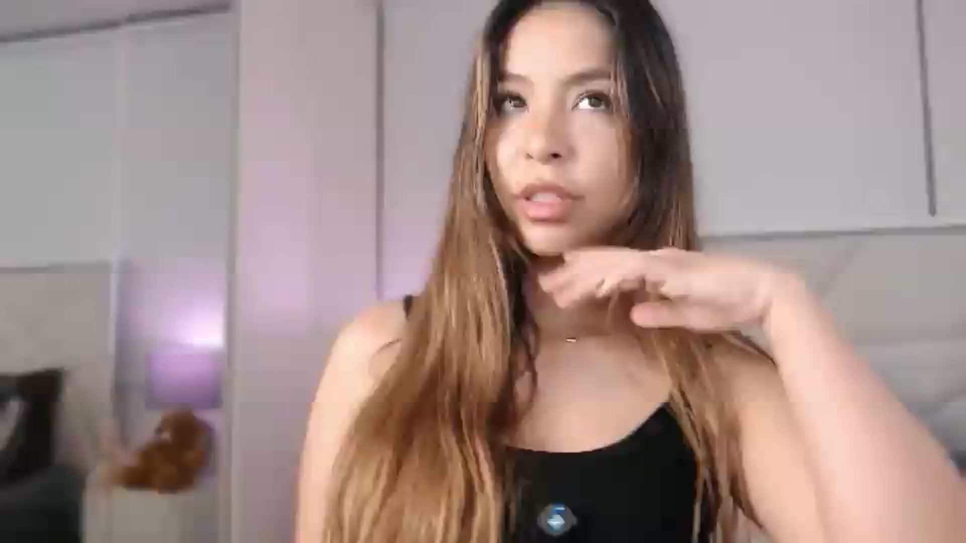 Gallery image thumbnail from Megui's myfreecams stream on, 05/27/2026, 10:53 image 9 of 20