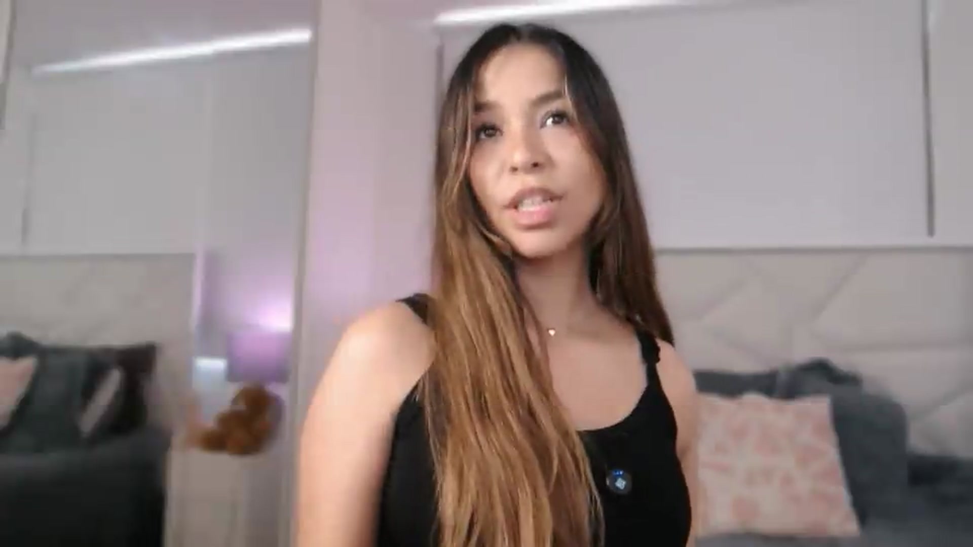 Gallery image thumbnail from Megui's myfreecams stream on, 05/27/2026, 12:57 image 2 of 20