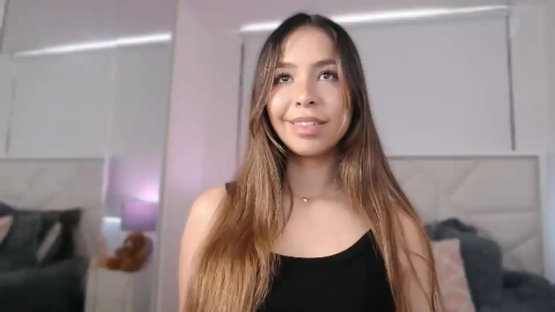Gallery image thumbnail from Megui's myfreecams stream on, 05/27/2026, 12:57 image 1 of 20