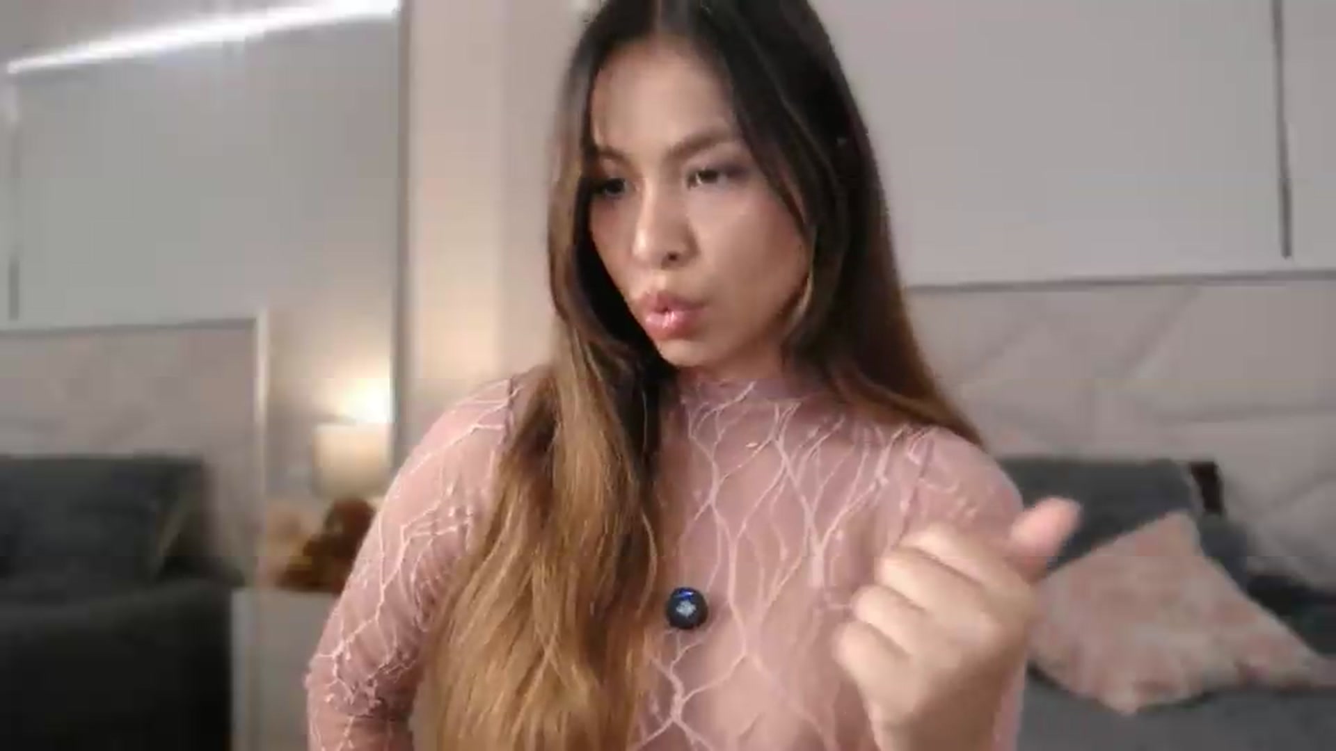 Gallery image thumbnail from Megui's myfreecams stream on, 06/01/2026, 14:31 image 5 of 20