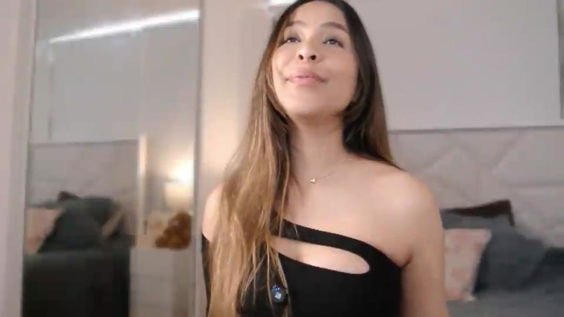 Gallery image thumbnail from Megui's myfreecams stream on, 06/02/2026, 15:34 image 15 of 20