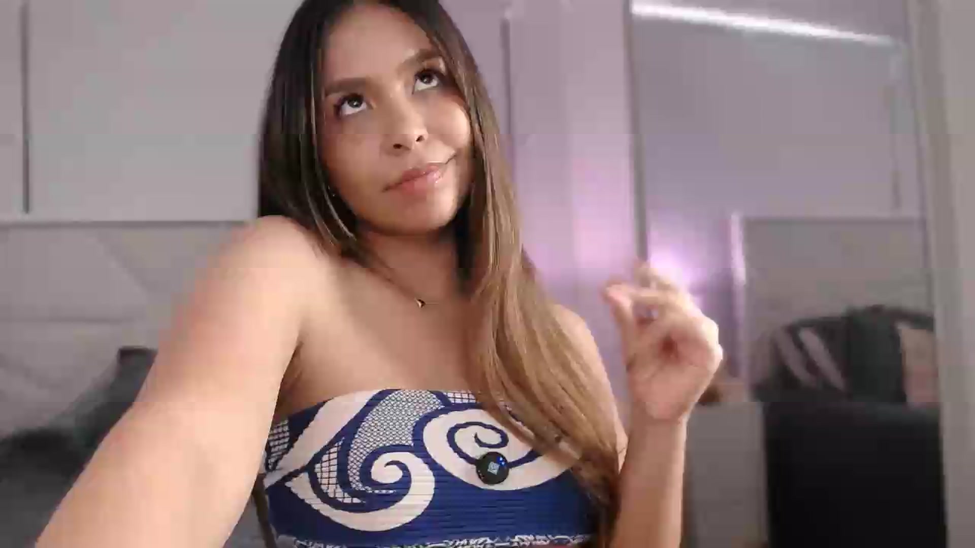 Gallery image thumbnail from Megui's myfreecams stream on, 06/05/2026, 15:37 image 4 of 20