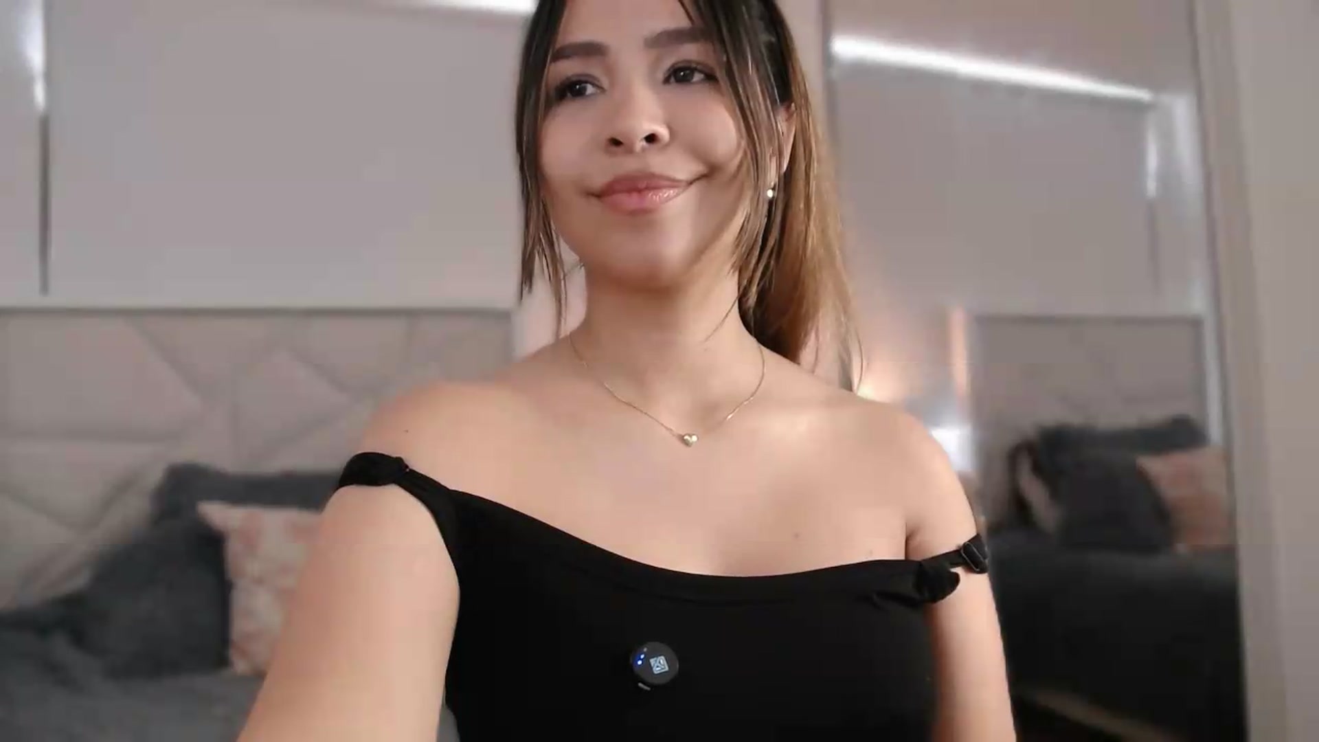 Gallery image thumbnail from Megui's myfreecams stream on, 06/14/2026, 13:33 image 9 of 20