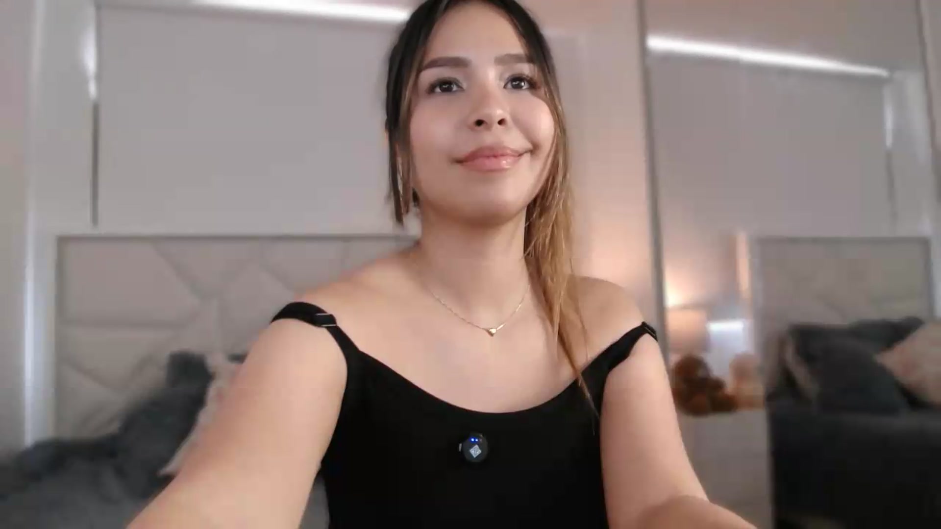 Gallery image thumbnail from Megui's myfreecams stream on, 06/14/2026, 15:58 image 5 of 20