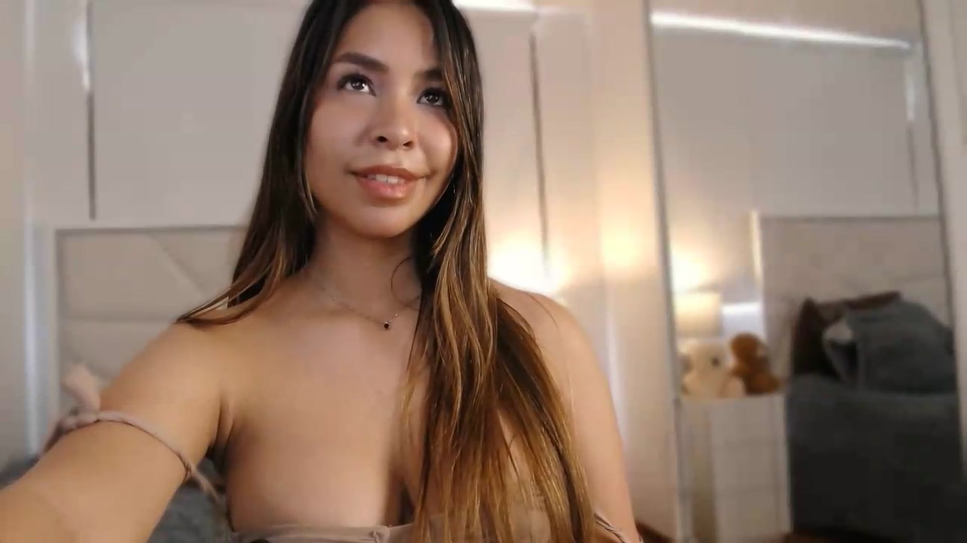 Gallery image thumbnail from Megui's myfreecams stream on, 06/22/2026, 13:22 image 14 of 20