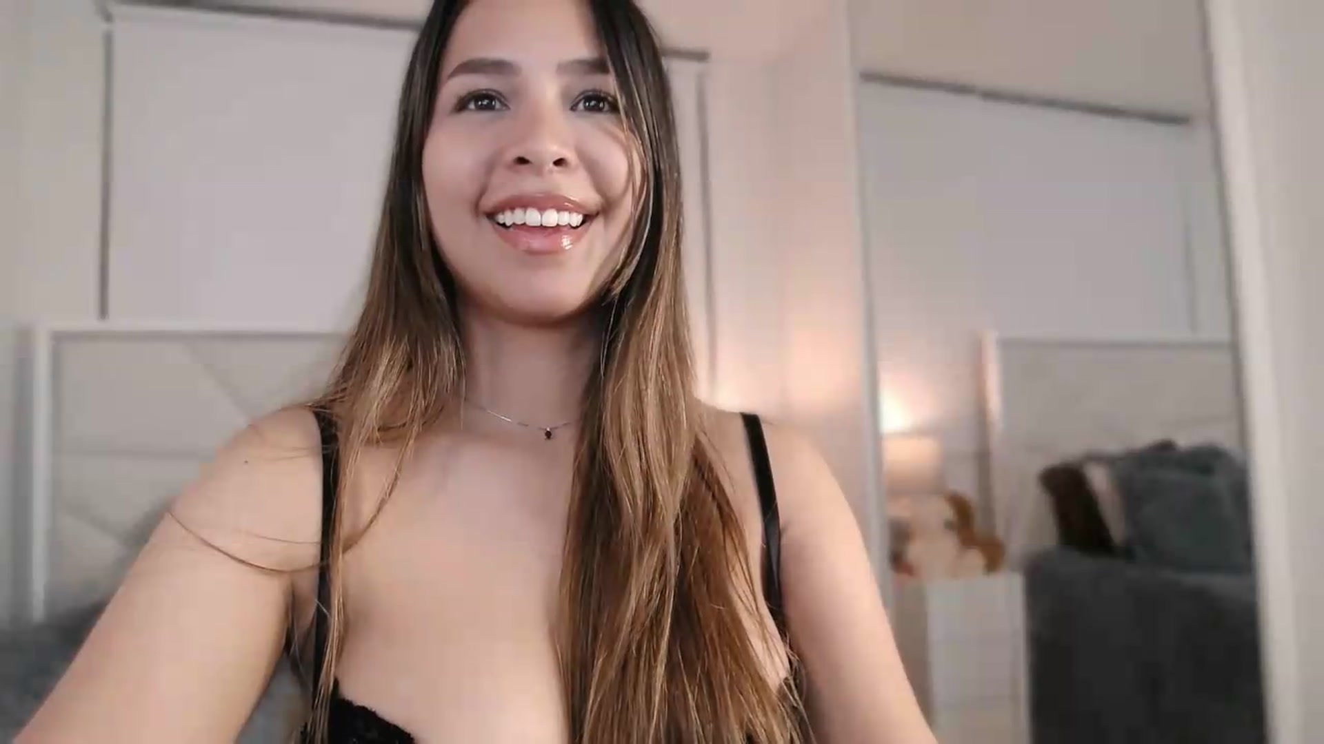 Gallery image thumbnail from Megui's myfreecams stream on, 06/24/2026, 02:36 image 8 of 20