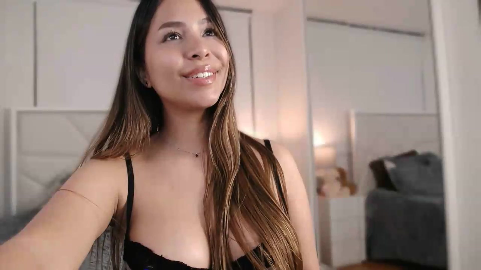 Gallery image thumbnail from Megui's myfreecams stream on, 06/24/2026, 04:49 image 4 of 20