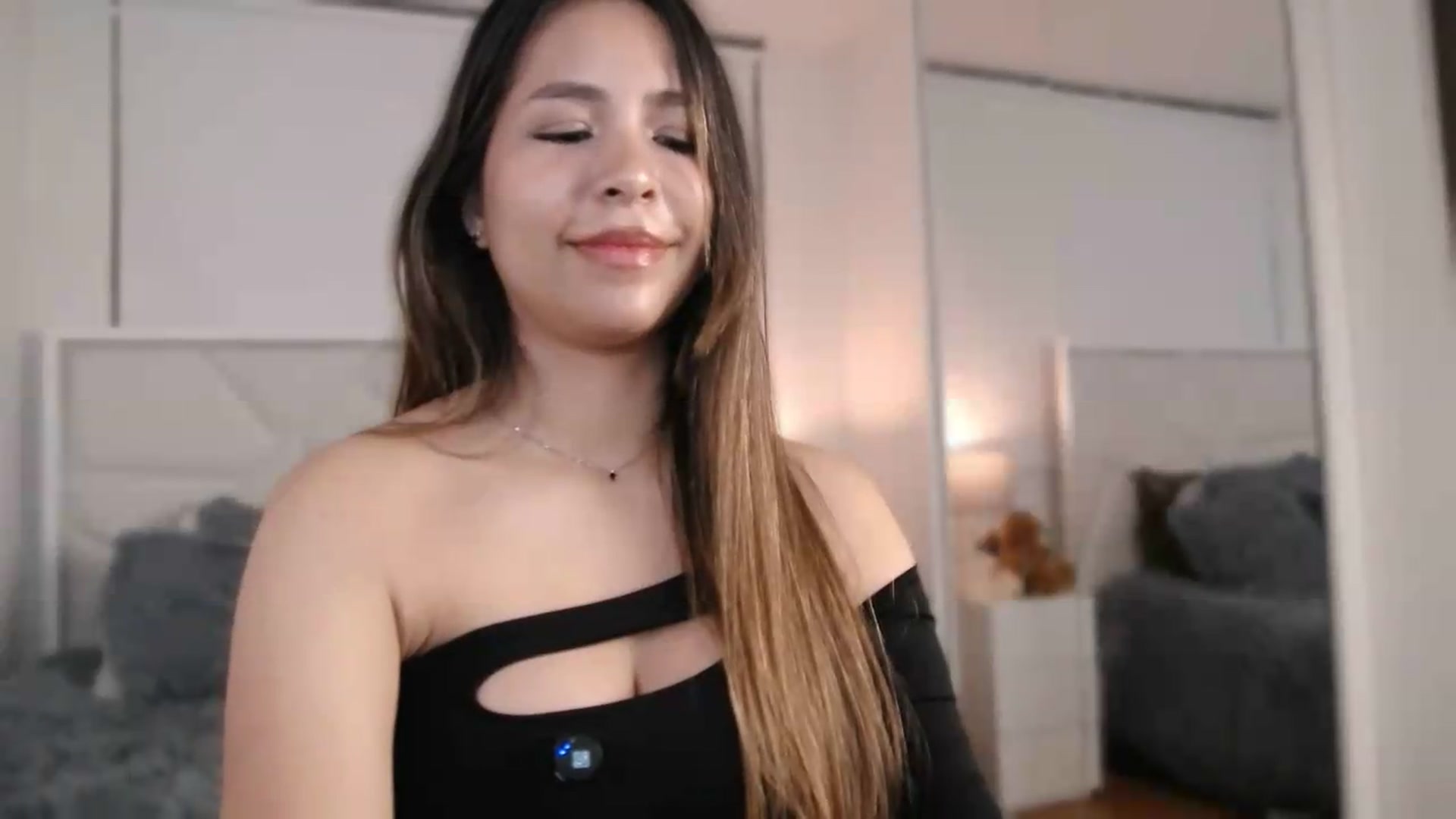Gallery image thumbnail from Megui's myfreecams stream on, 06/25/2026, 10:50 image 14 of 20
