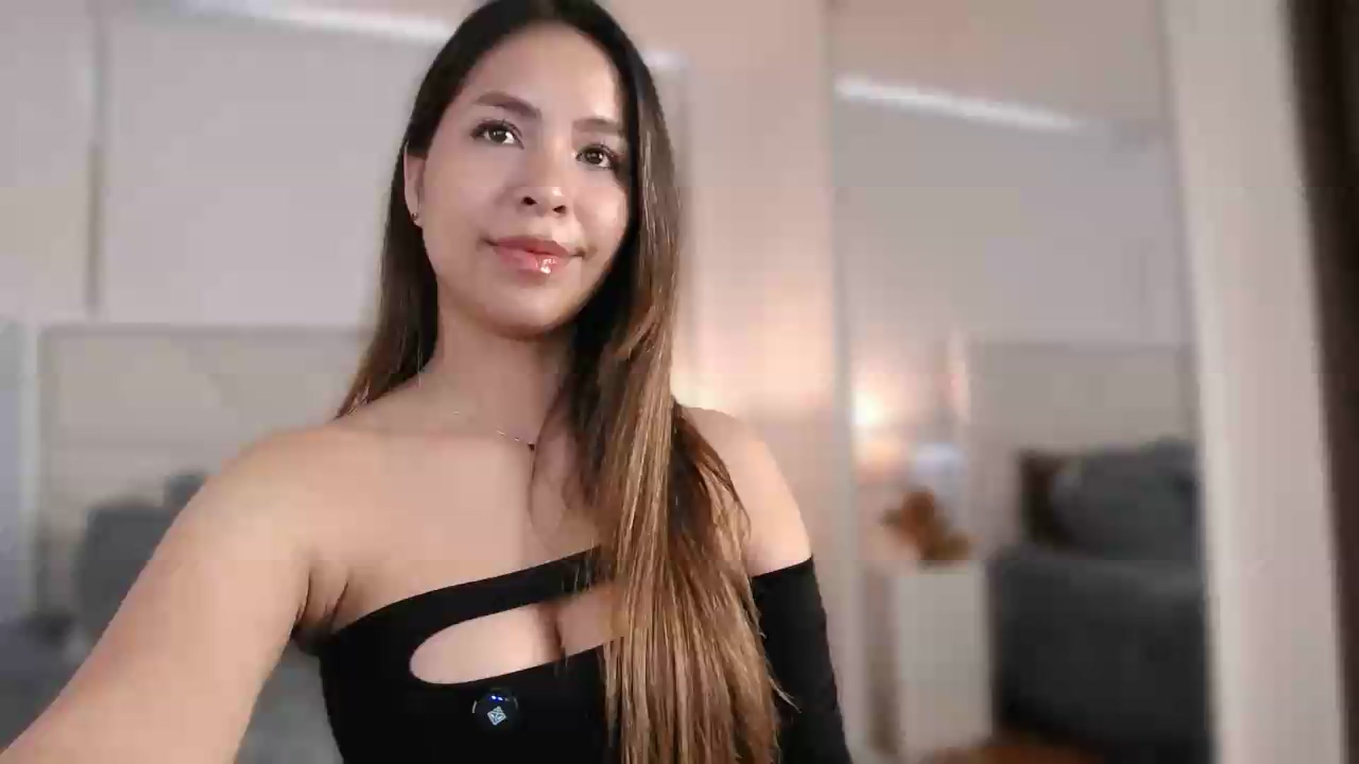 Gallery image thumbnail from Megui's myfreecams stream on, 06/25/2026, 13:13 image 1 of 20