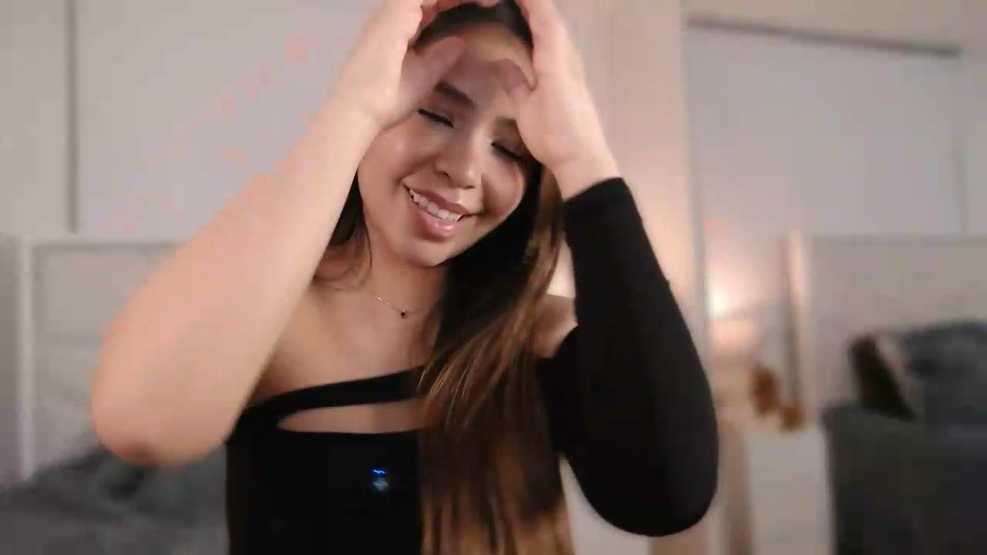 Gallery image thumbnail from Megui's myfreecams stream on, 06/26/2026, 06:07 image 13 of 20