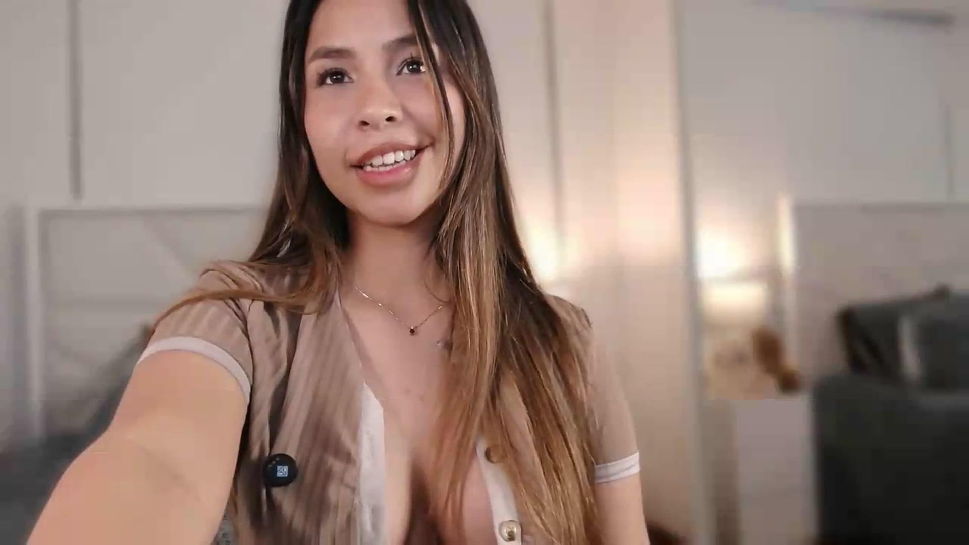 Gallery image thumbnail from Megui's myfreecams stream on, 07/01/2026, 11:14 image 18 of 20