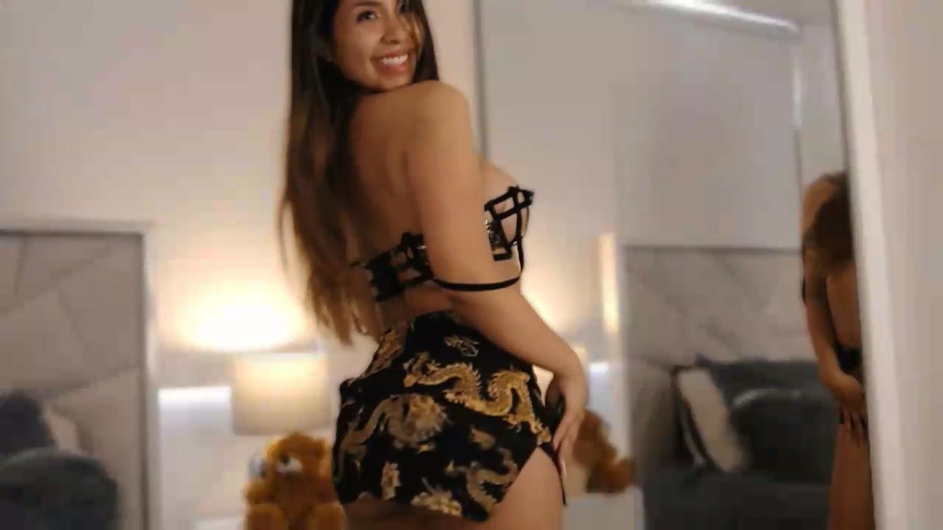 Gallery image thumbnail from Megui's myfreecams stream on, 07/02/2026, 15:26 image 5 of 20